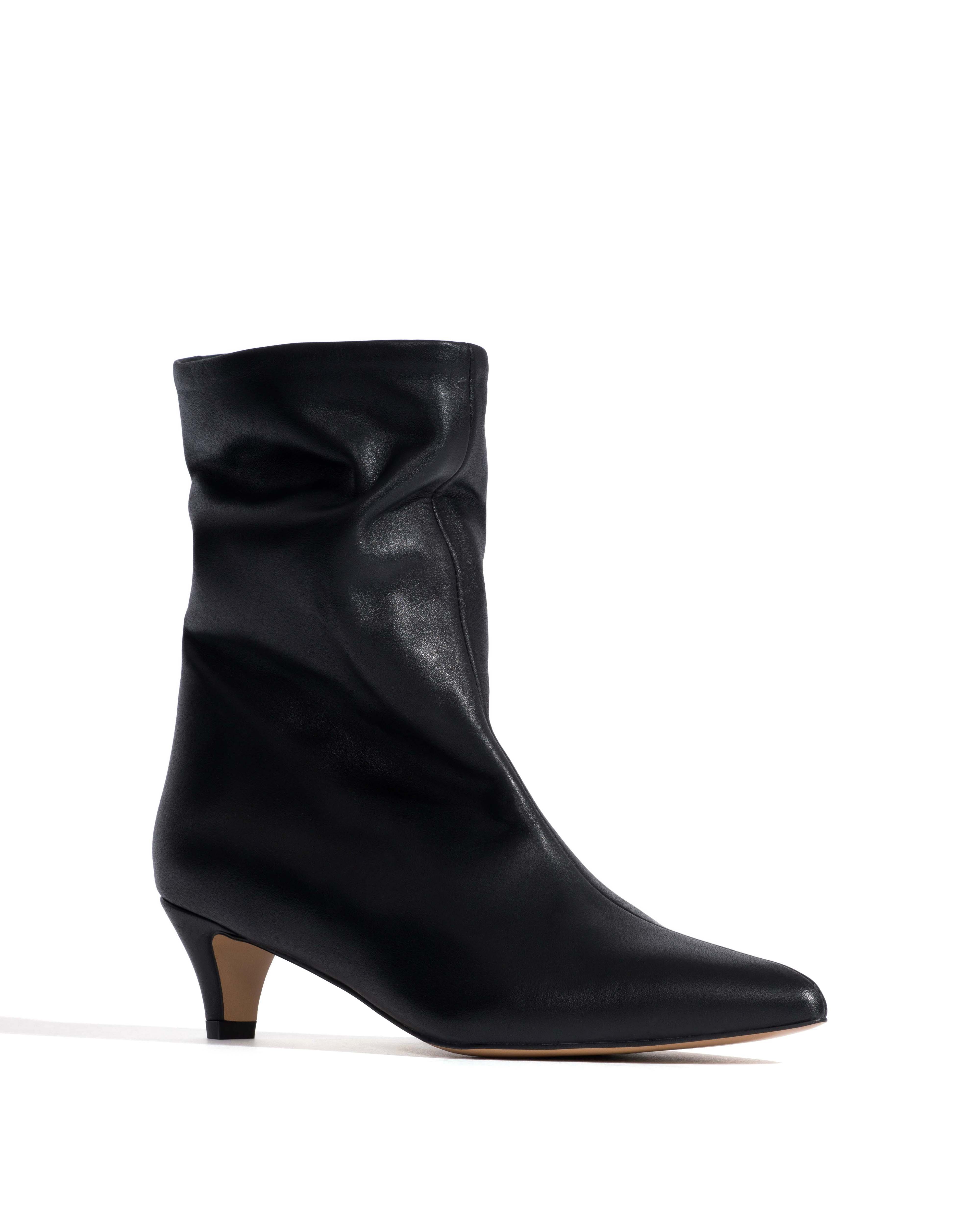 Vully 40 Soft calf Black