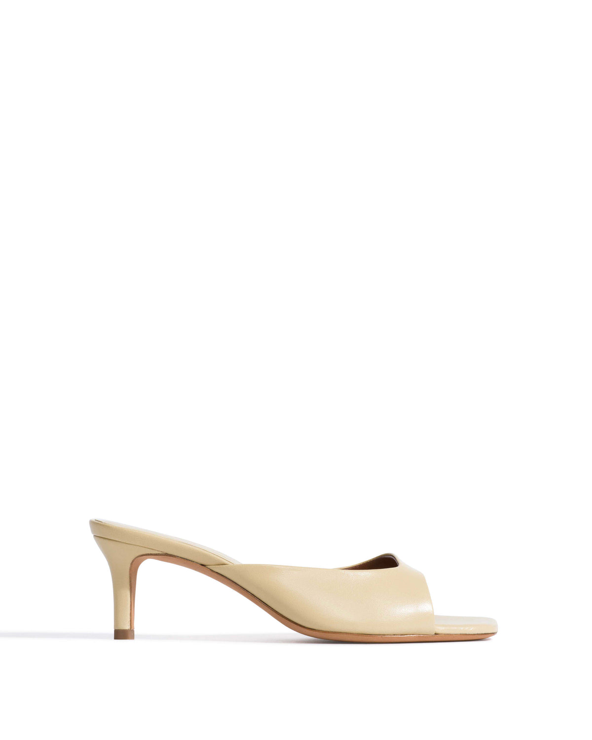 Mazy 55 Shiny lamb Butter yellow