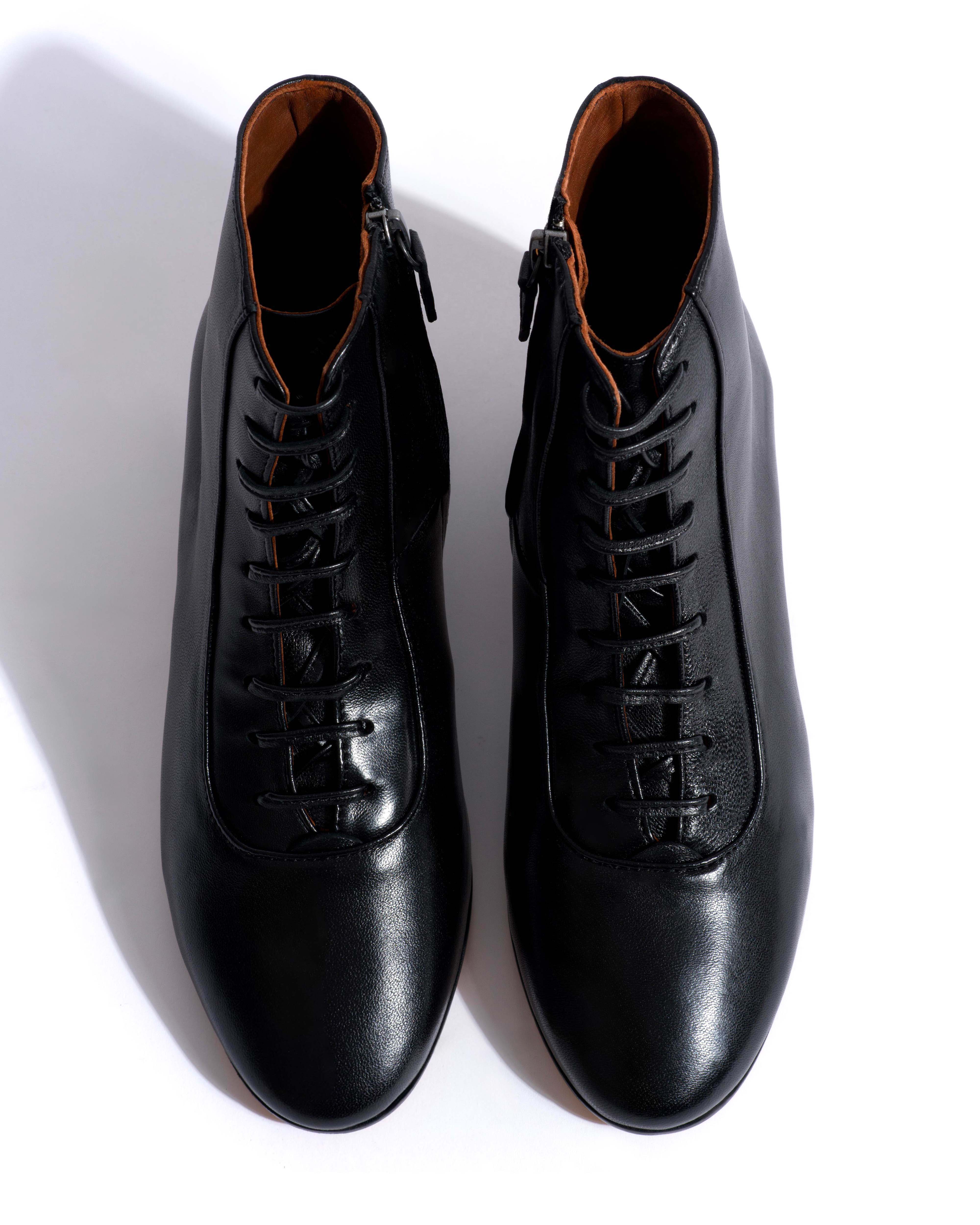 Janie 40 Shiny lamb Black