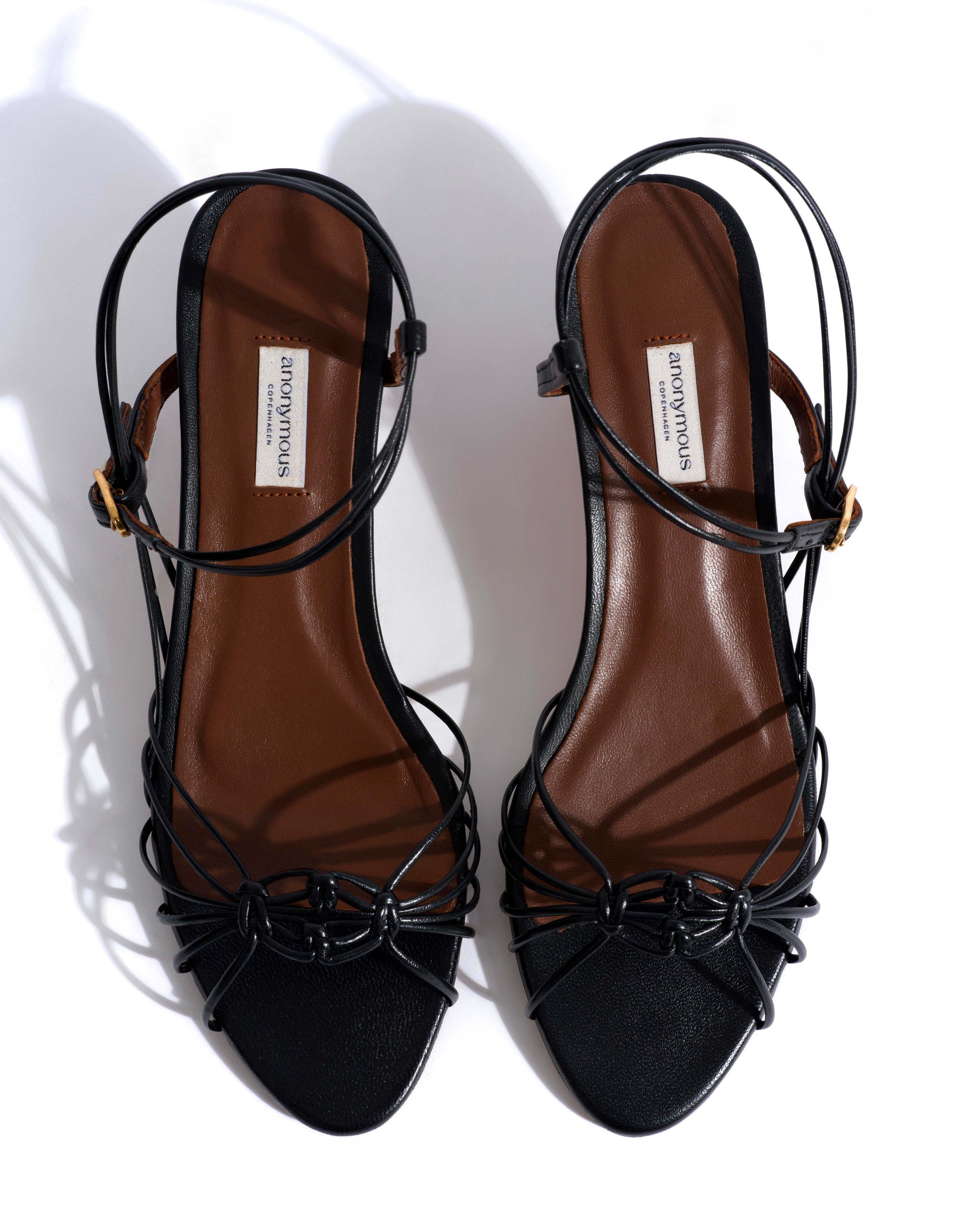 Savannah 40 hand-braided Shiny lamb Black - 