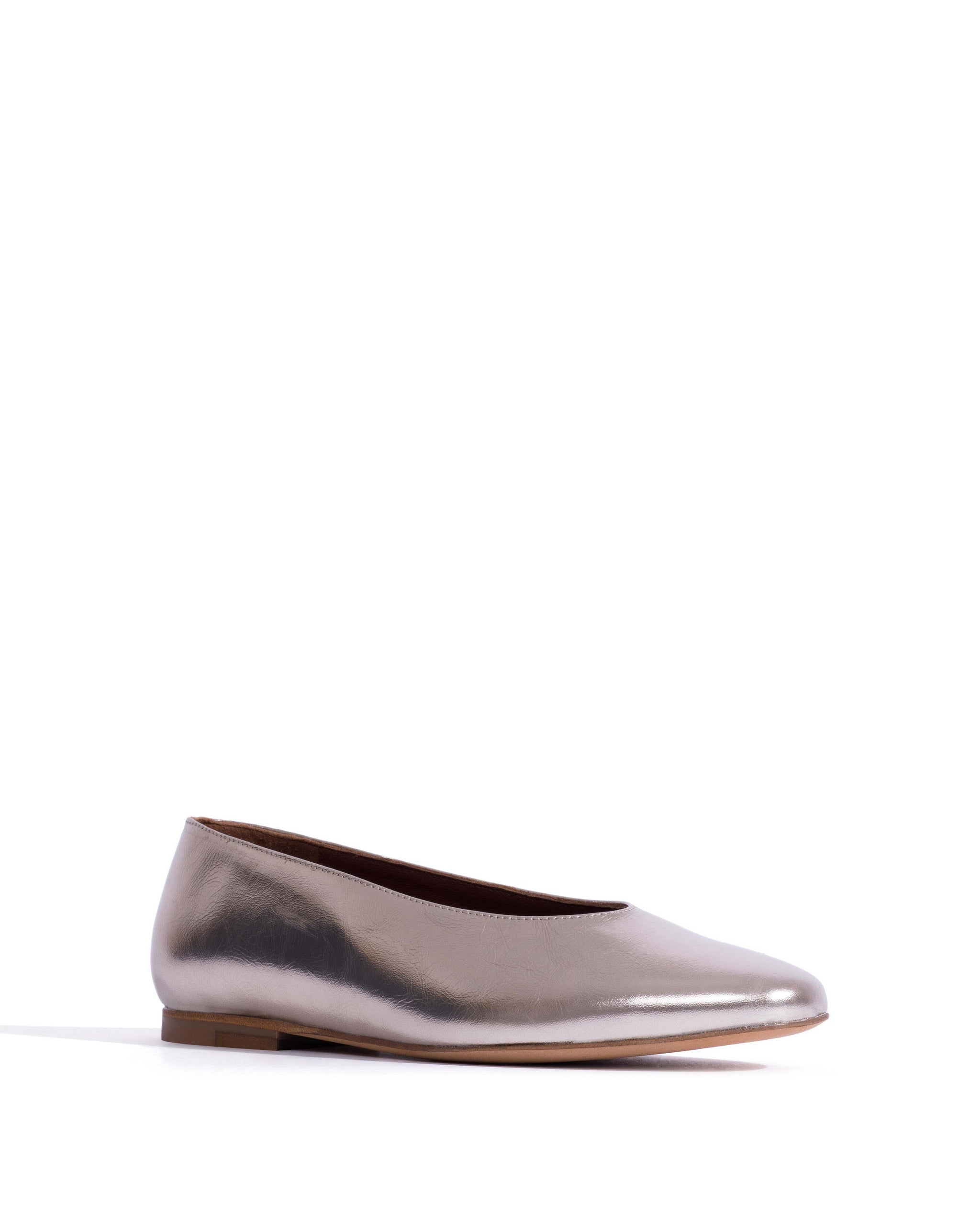 Silja 10 Crinkled metallic lamb Vintage champagne - Anonymous Copenhagen Flat sandals