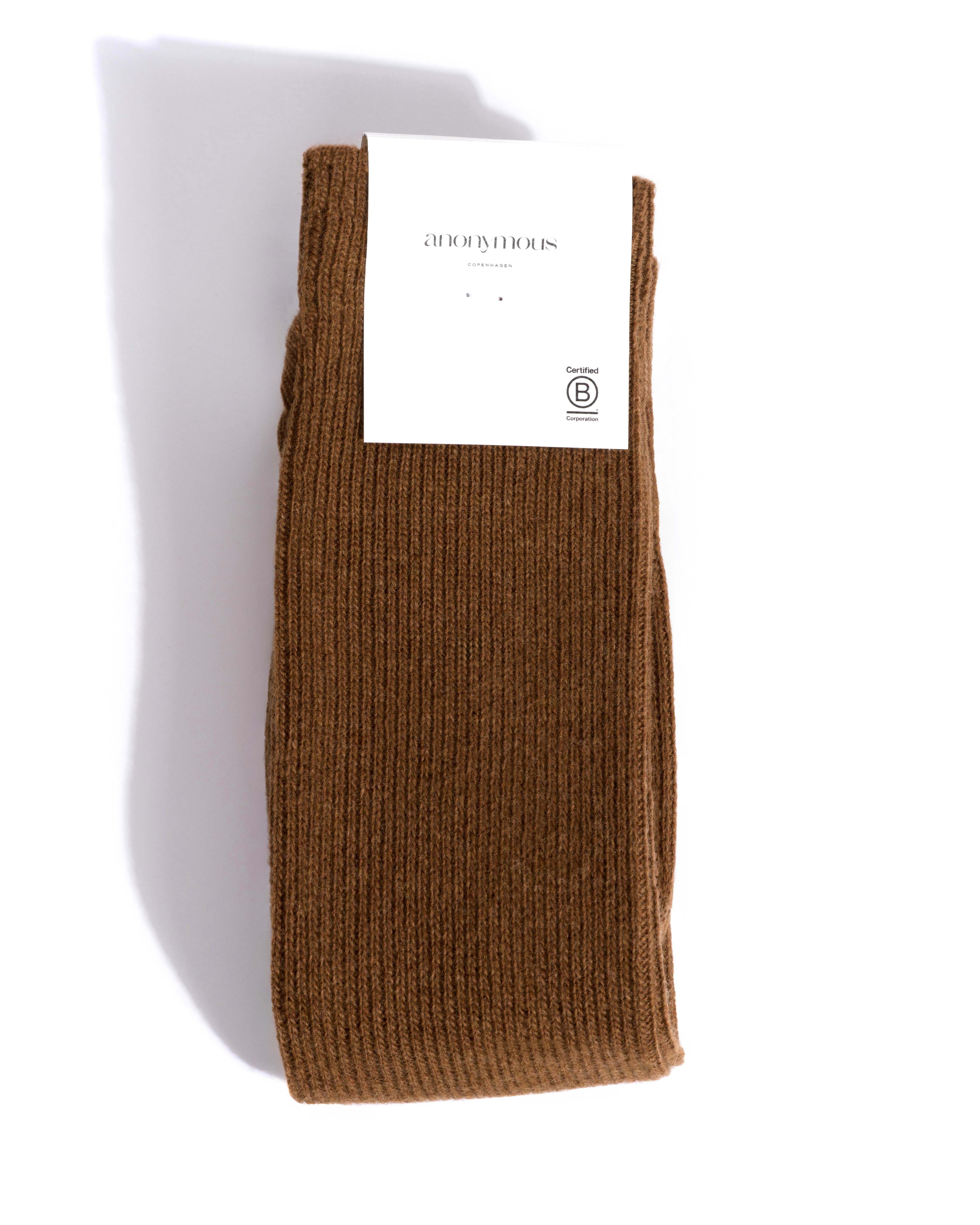 Lanai knee-high cashmere socks 70% wool 30% cashmere Coconut brown