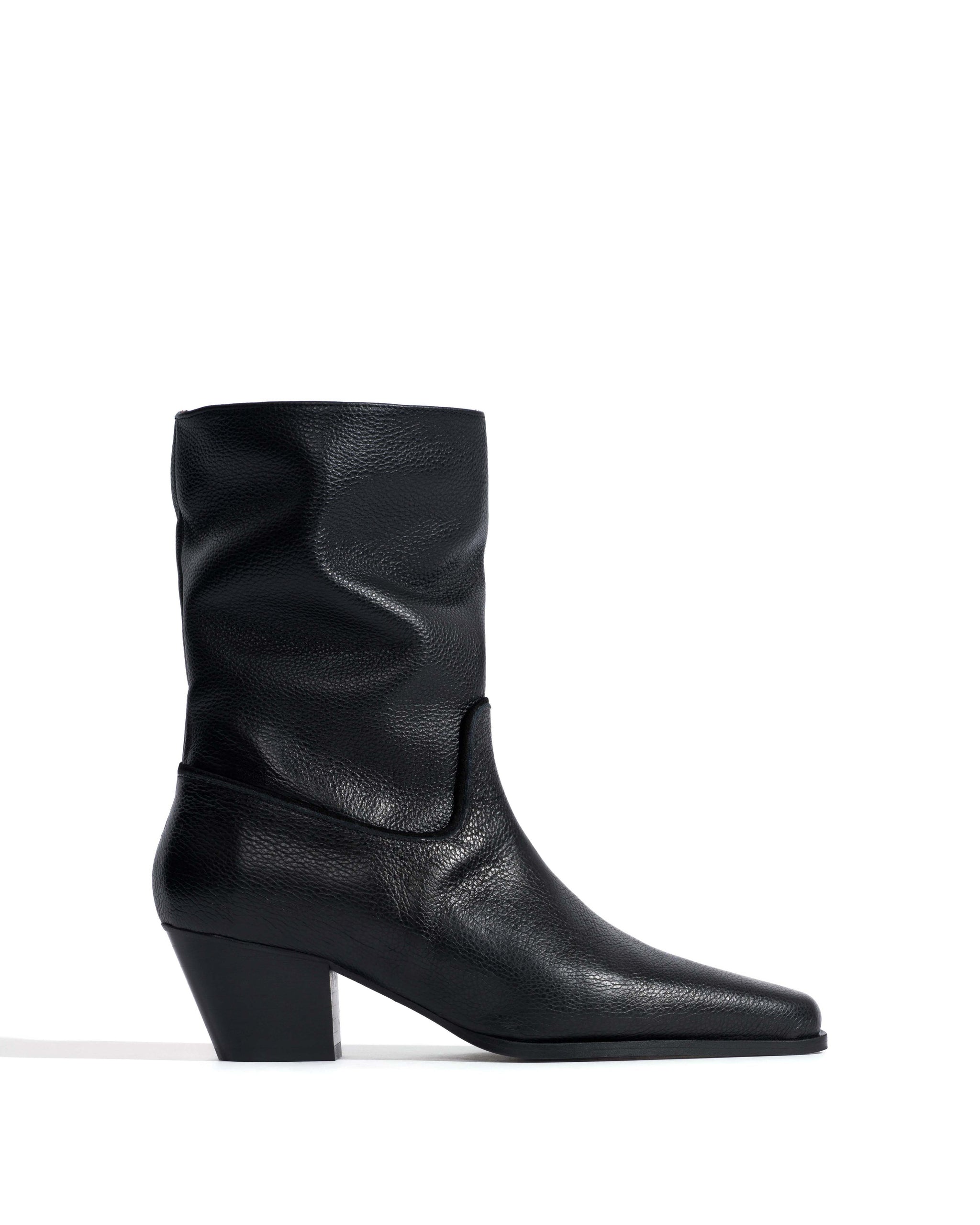 Phanta 50 Natural grain soft calf Black