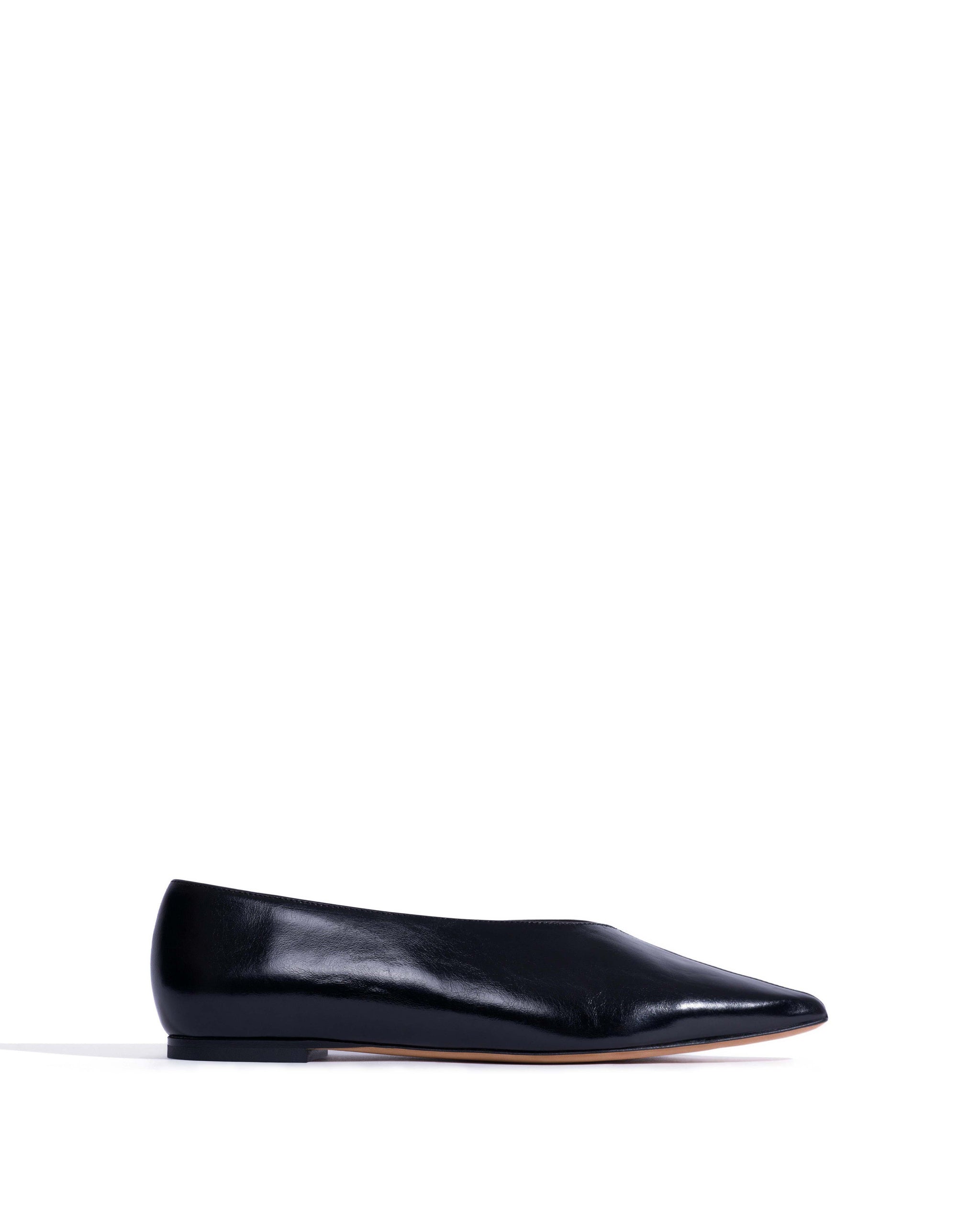 Phia 10 Crinkled polished goat Black - Anonymous Copenhagen Flat sandals