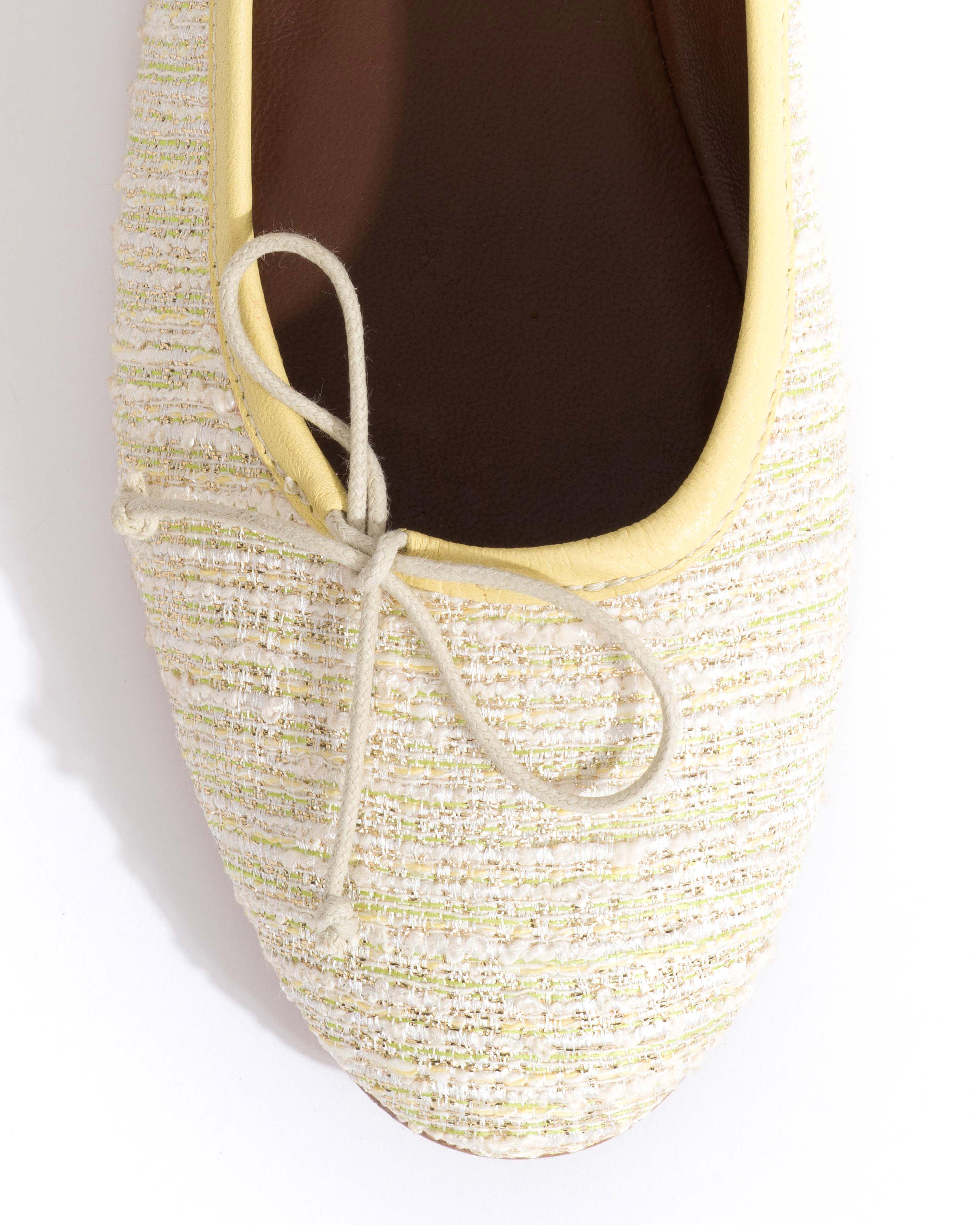 Rhina Boucle White pineapple ice