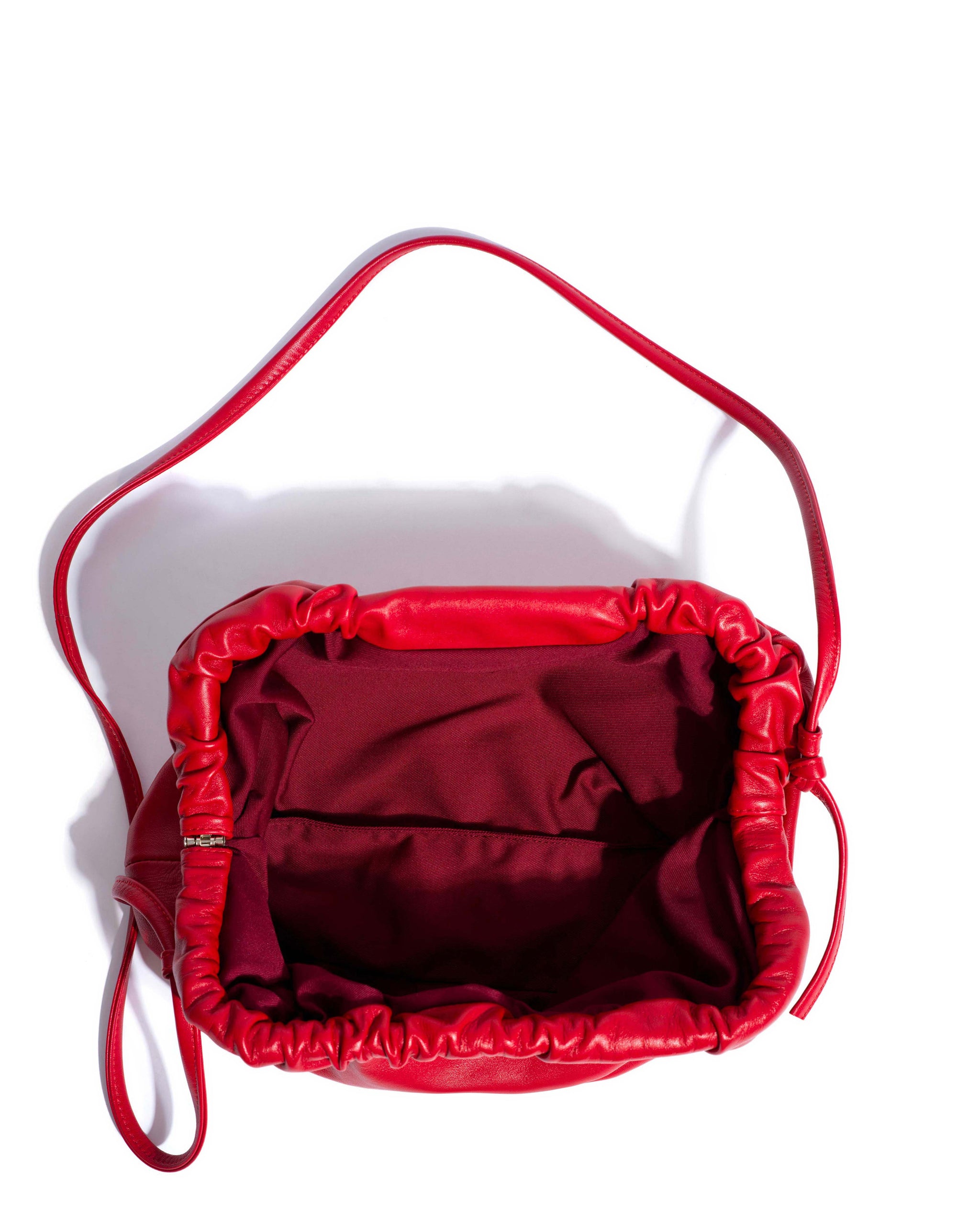 Hally classic cloud bag Shiny lamb Ruby red