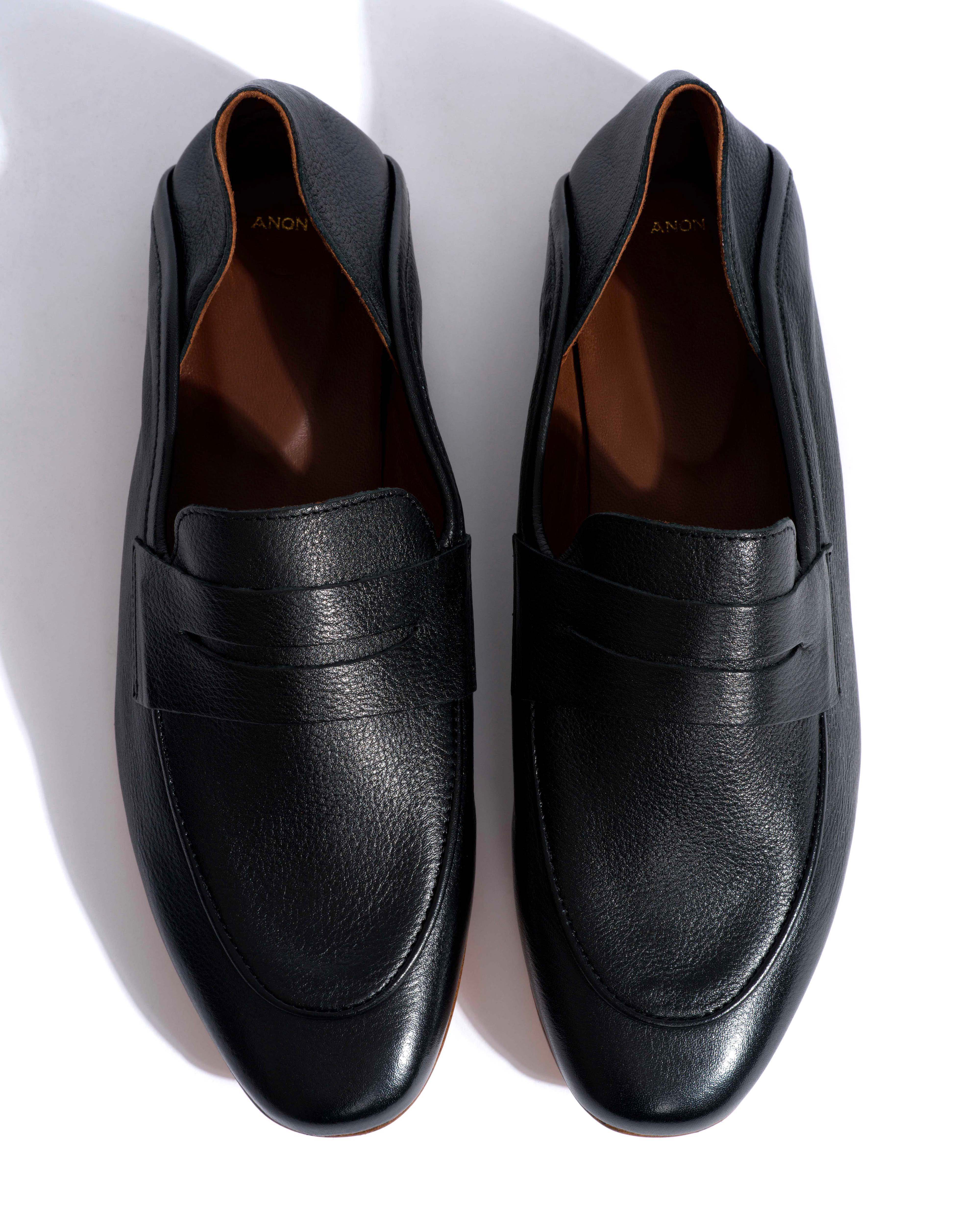Lindsay Natural grain soft calf Black