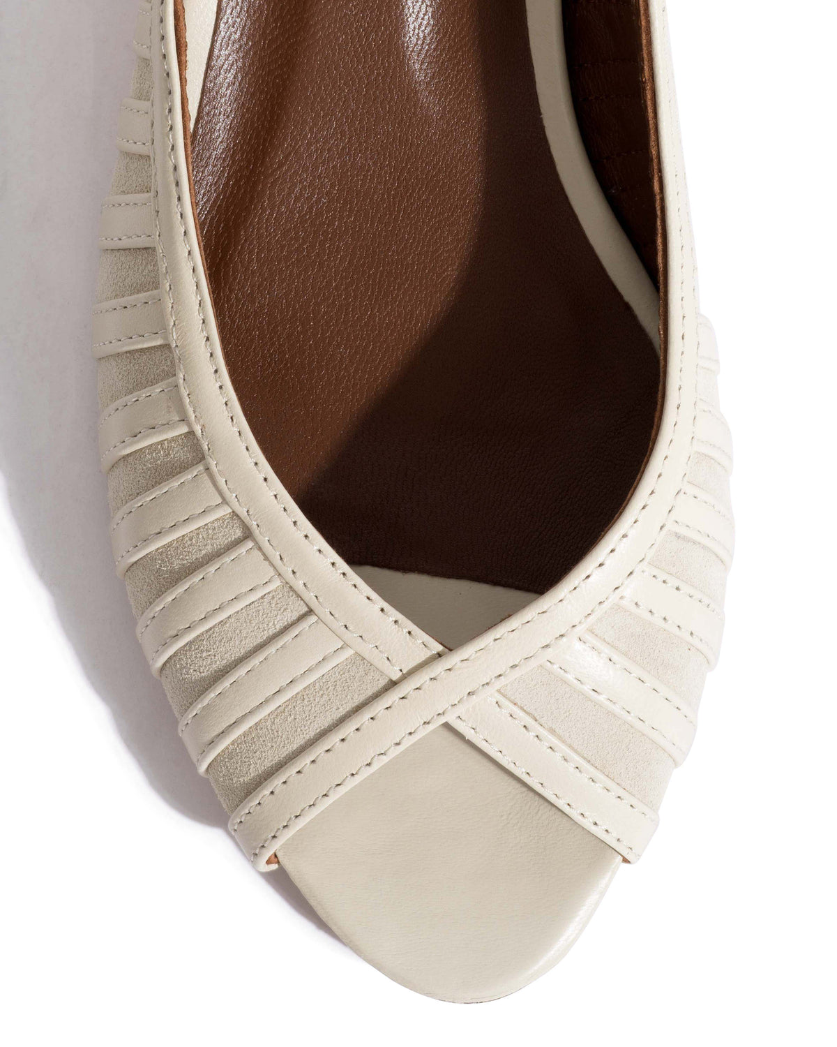 Carminho 40 suede Shiny lamb & suede leather White sand