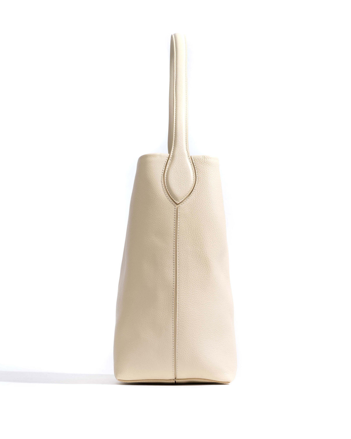 Versa everyday bag Pebbled soft calf White sand