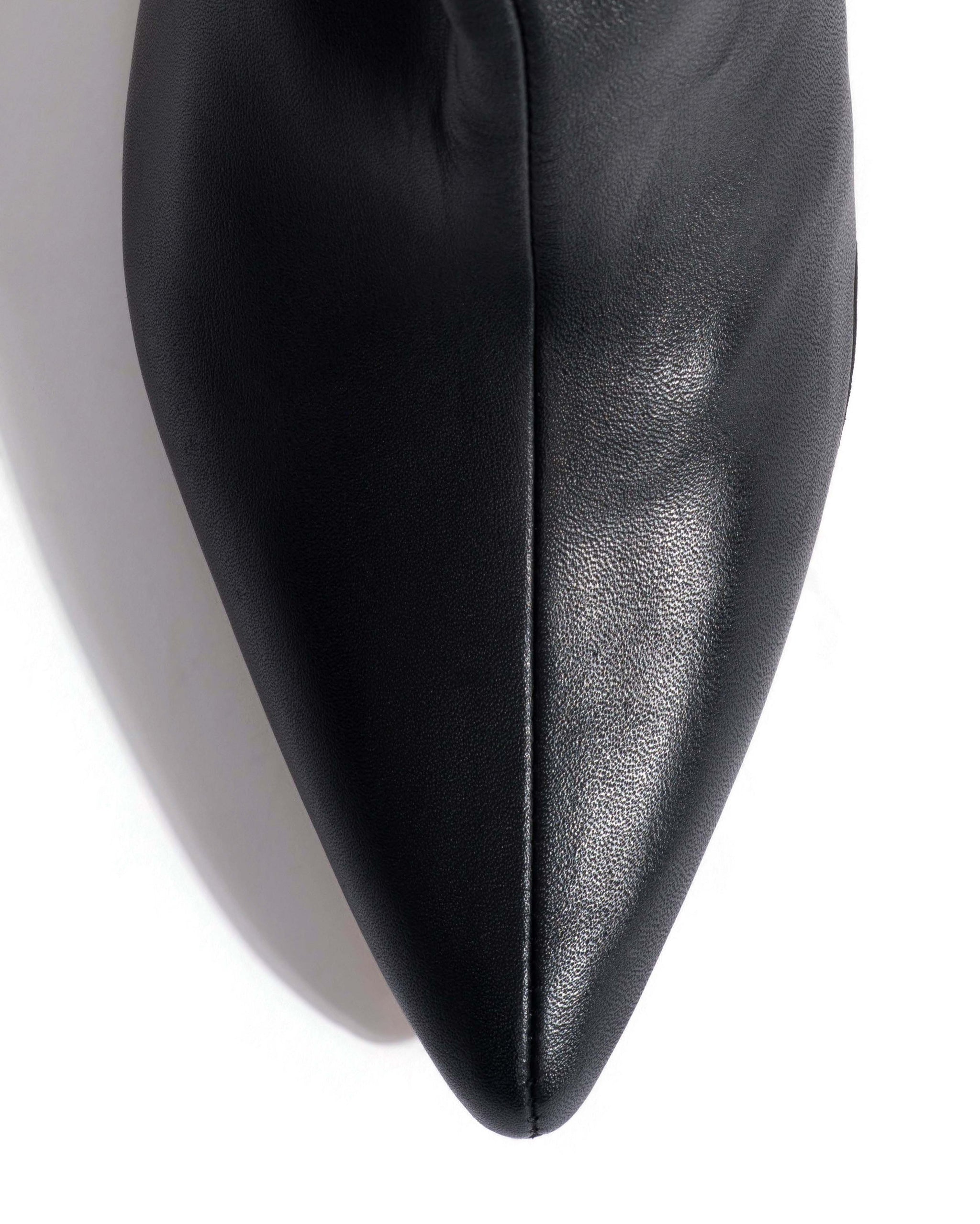 Vully 40 Soft calf Black