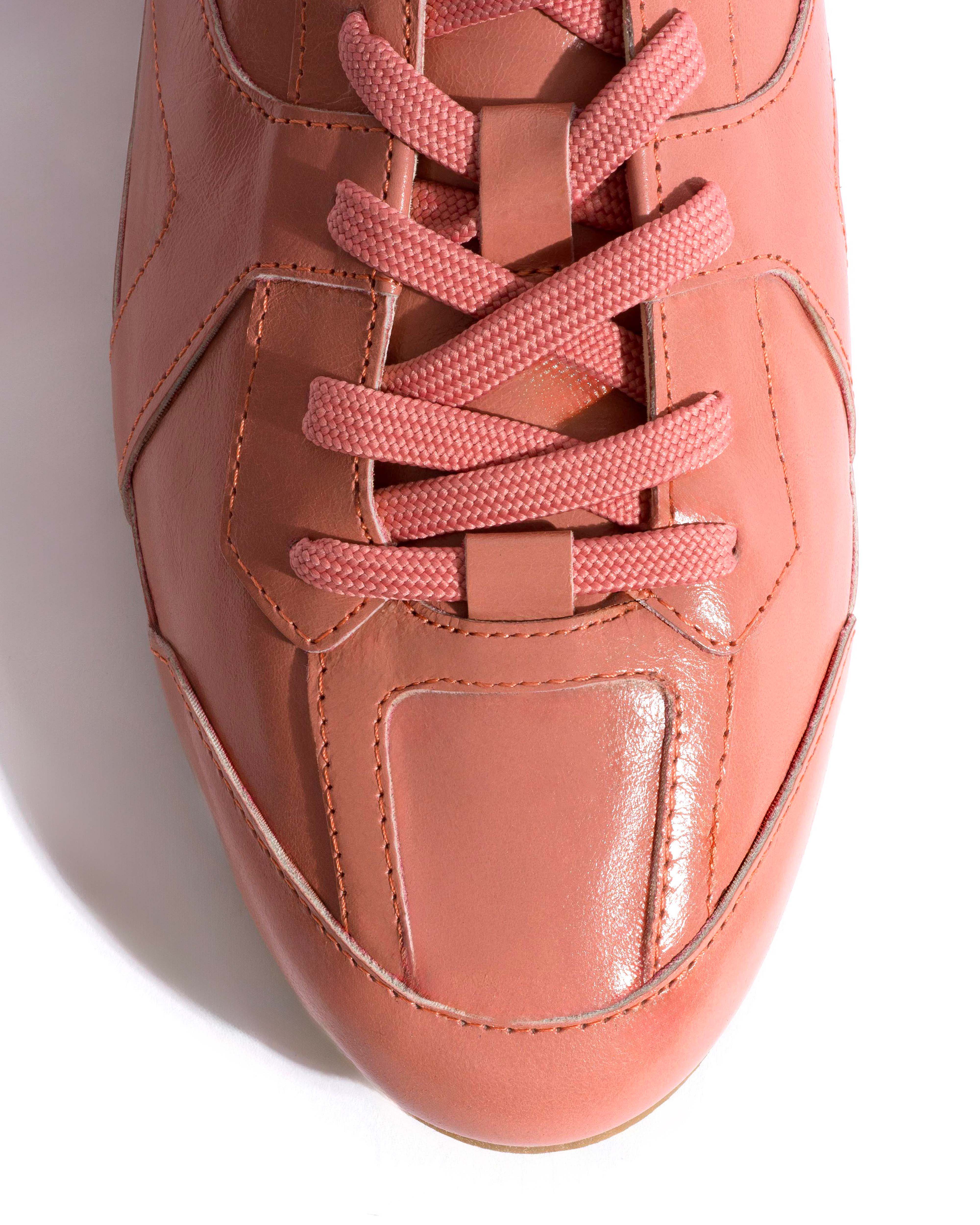 Sneakerina Crinkled polished goat Misty coral