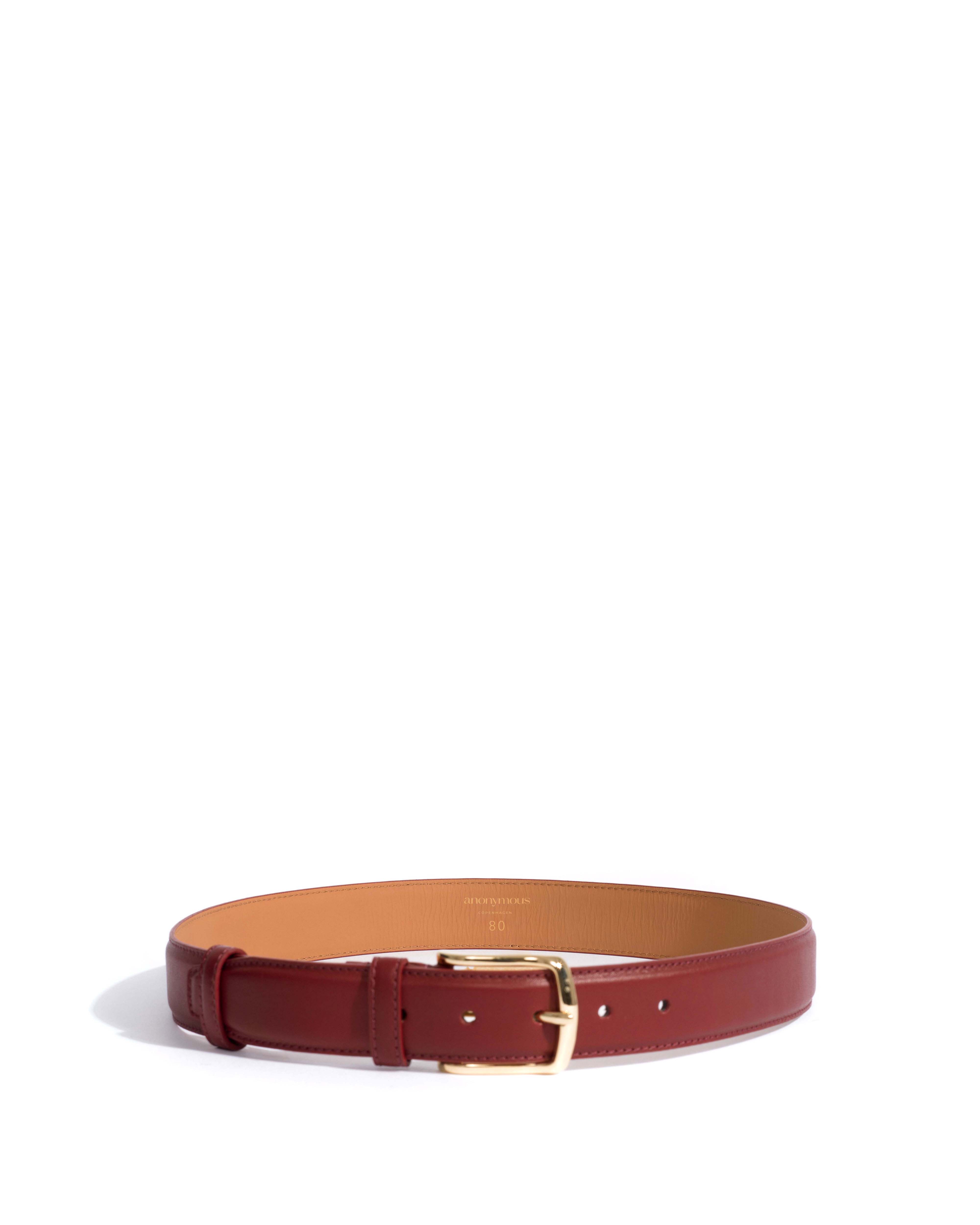 Quinn classic unisex leather belt Soft calf & metal Pomegranate & gold buckle