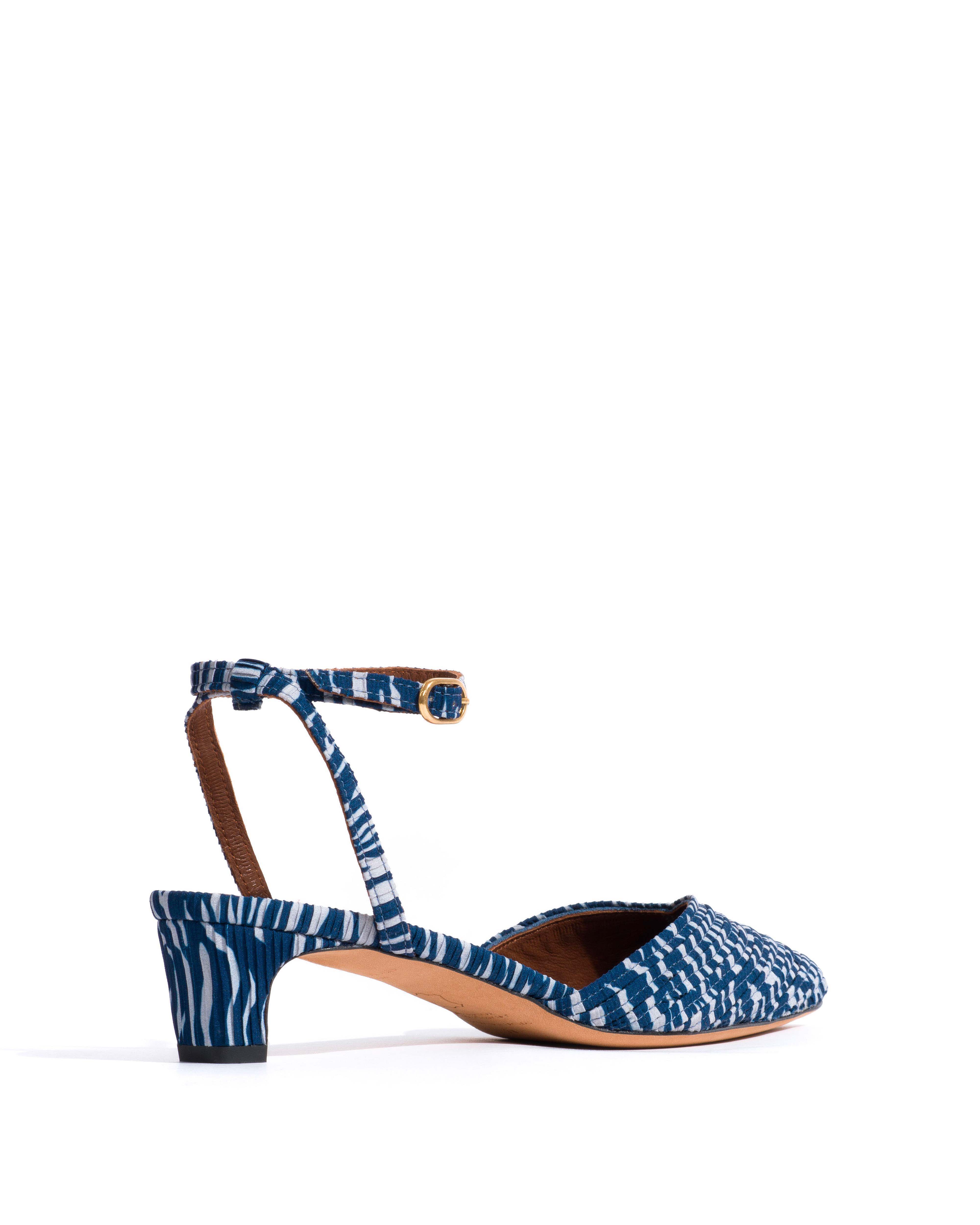 Givia 40 Pleated zebra Blue shades