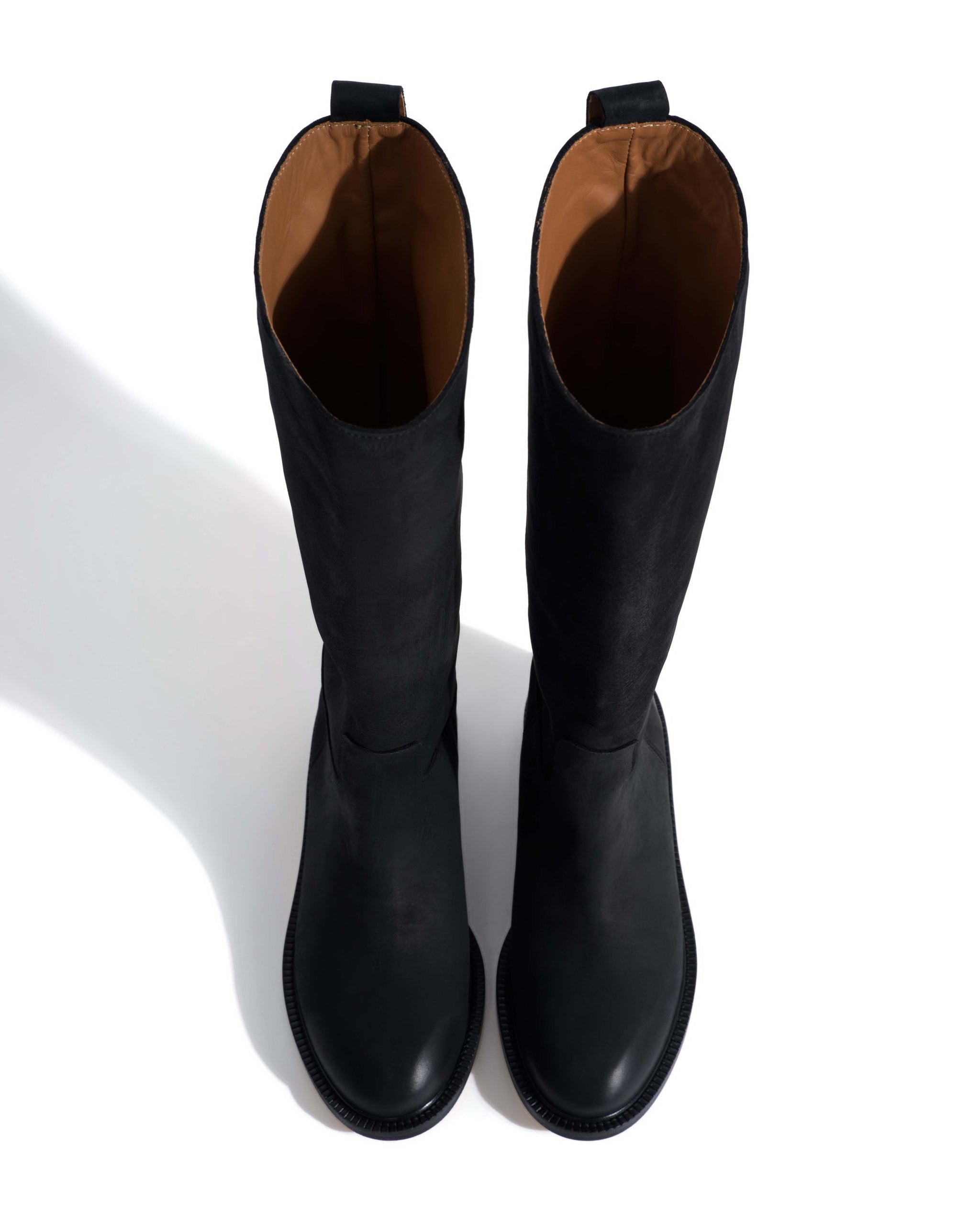 Semih Soft nubuck calf Black