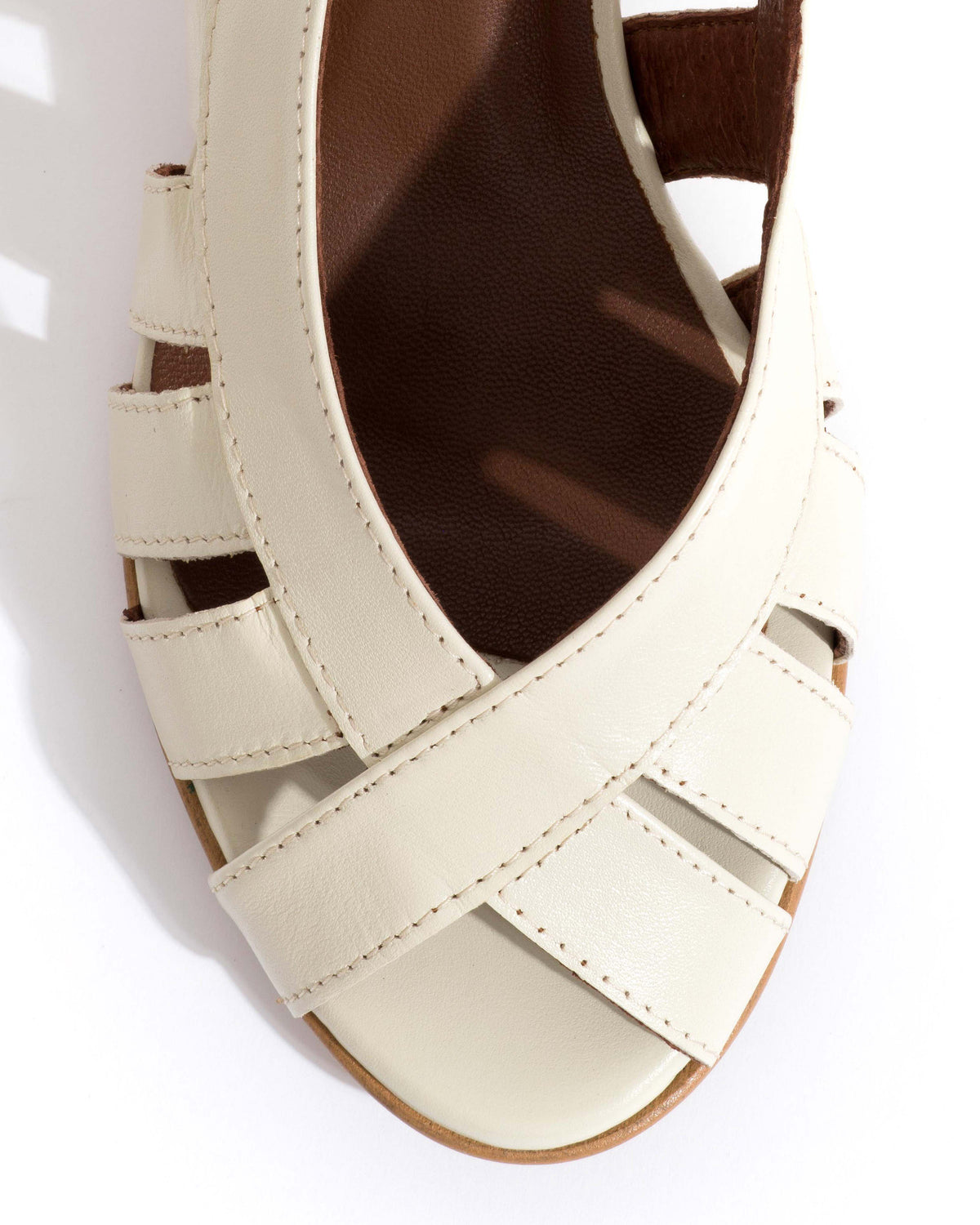 Sophie 50 stiletto Shiny lamb White sand