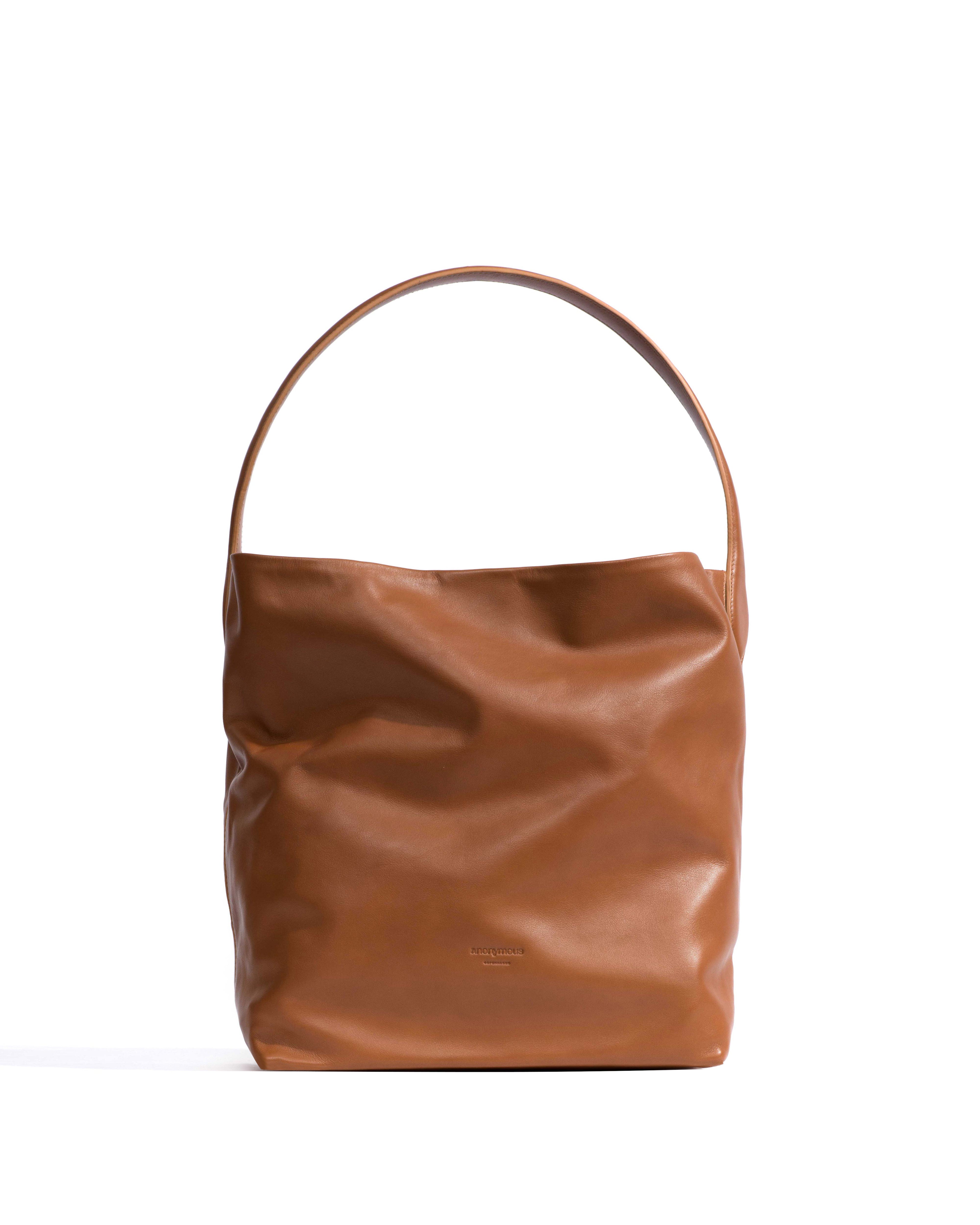 Versa slouchy everyday bag Soft calf Camel