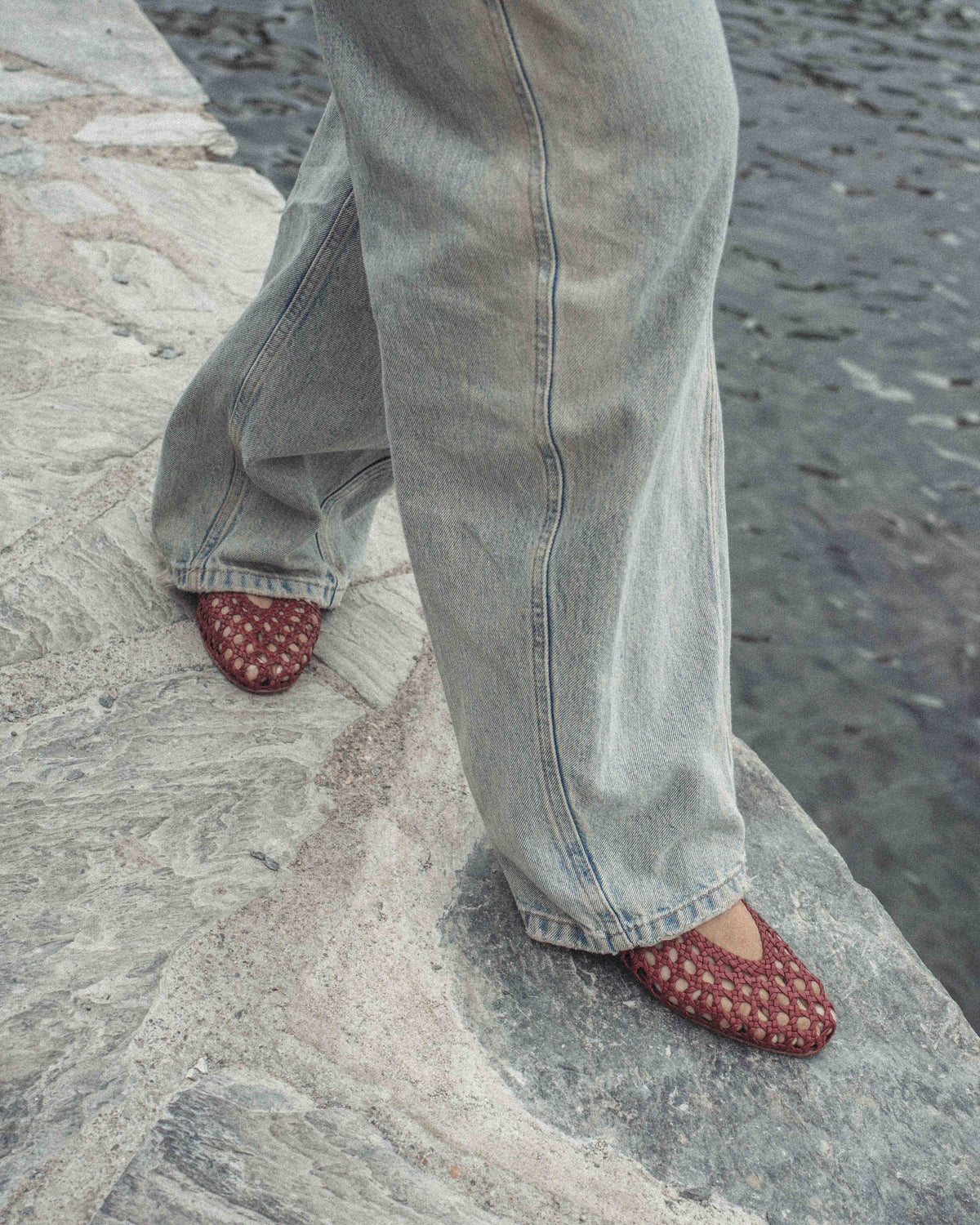 Sessi 10 hand-braided Hand-braided leather Pomegranate