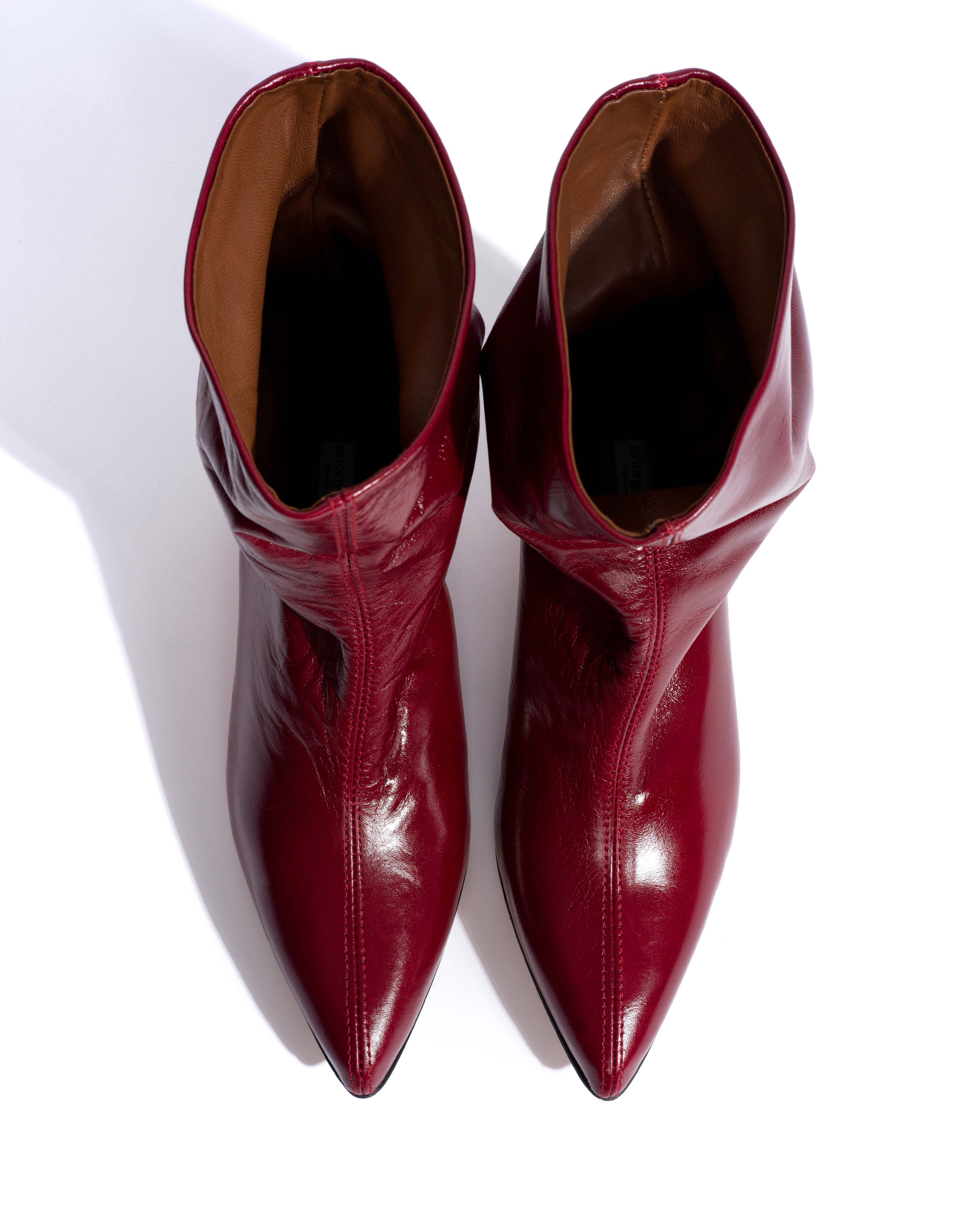 Sweeney 40 stiletto Crinkled soft calf Pomegranate