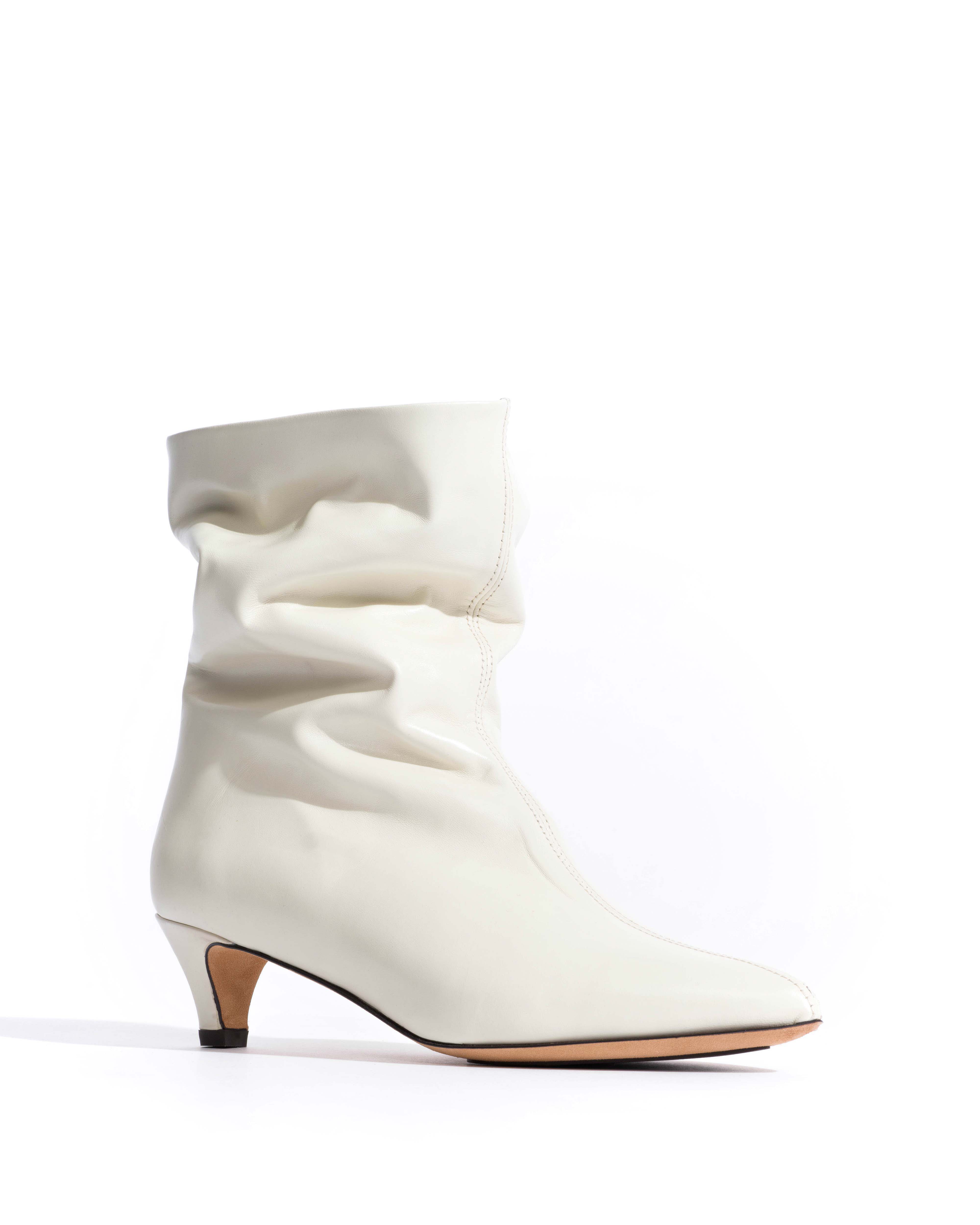 Sweeney 40 stiletto Crinkled soft calf White sand