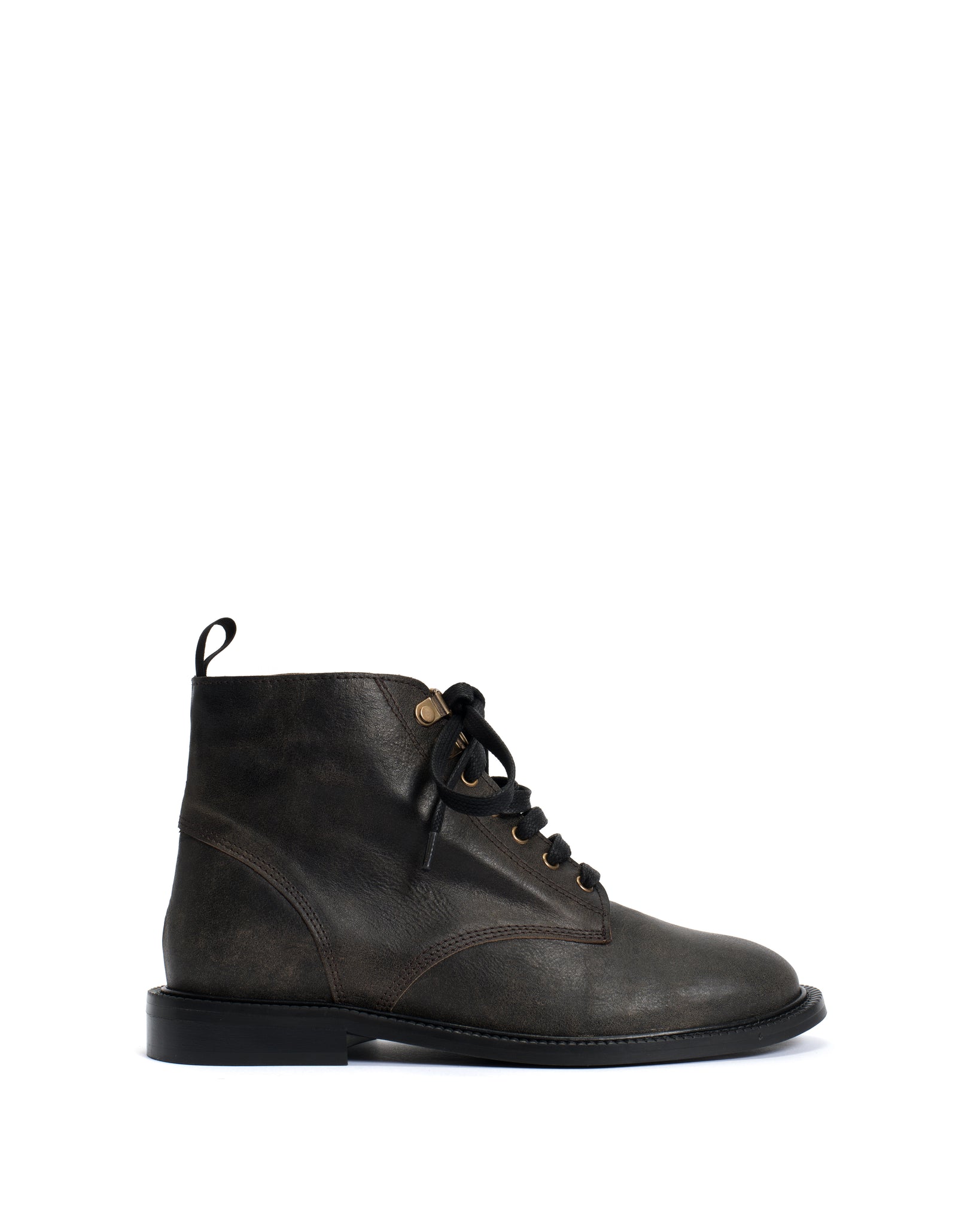 Valery Distressed vegetable tanned calf Off black - Anonymous Copenhagen