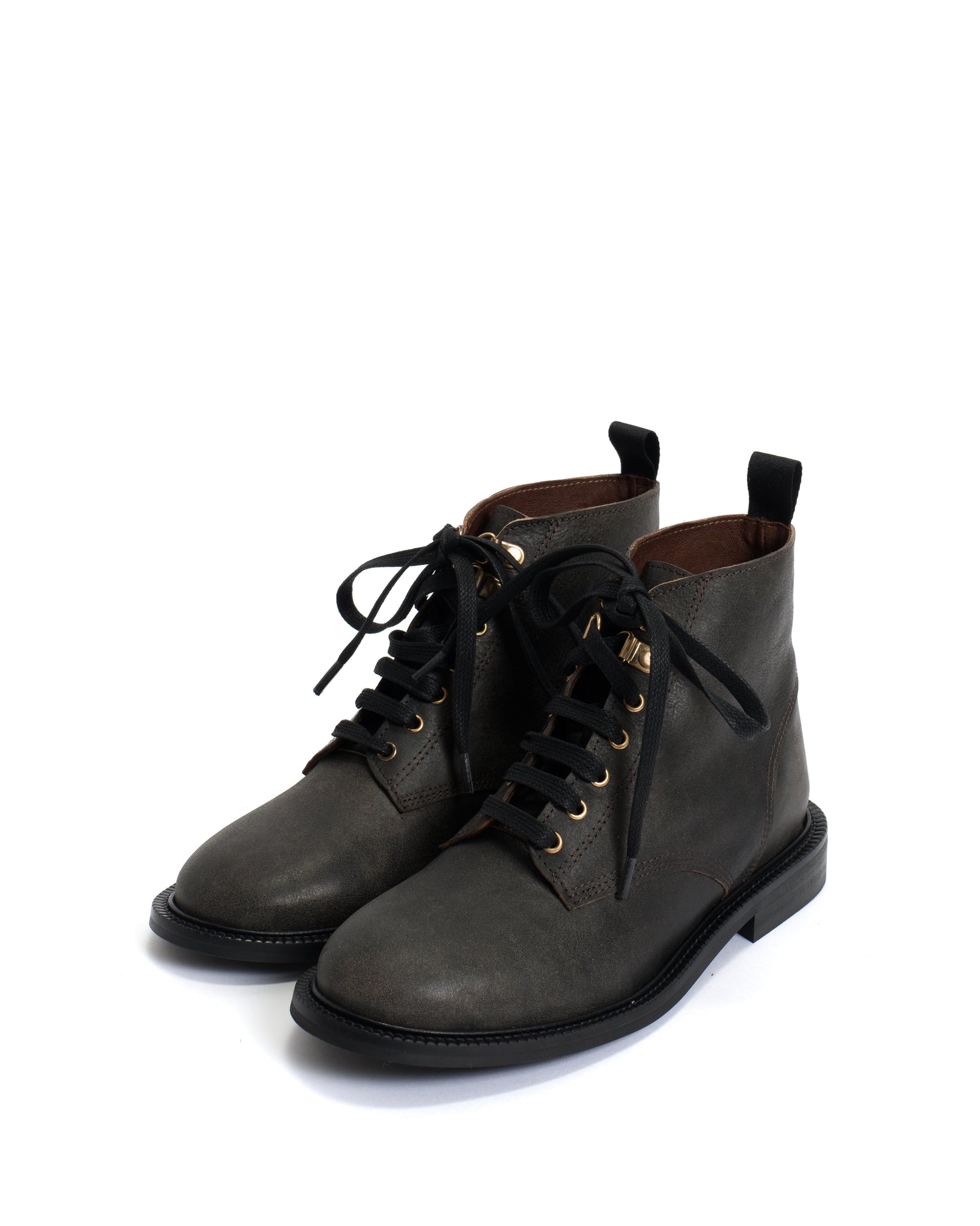Valery Distressed vegetable tanned calf Off black - Anonymous Copenhagen