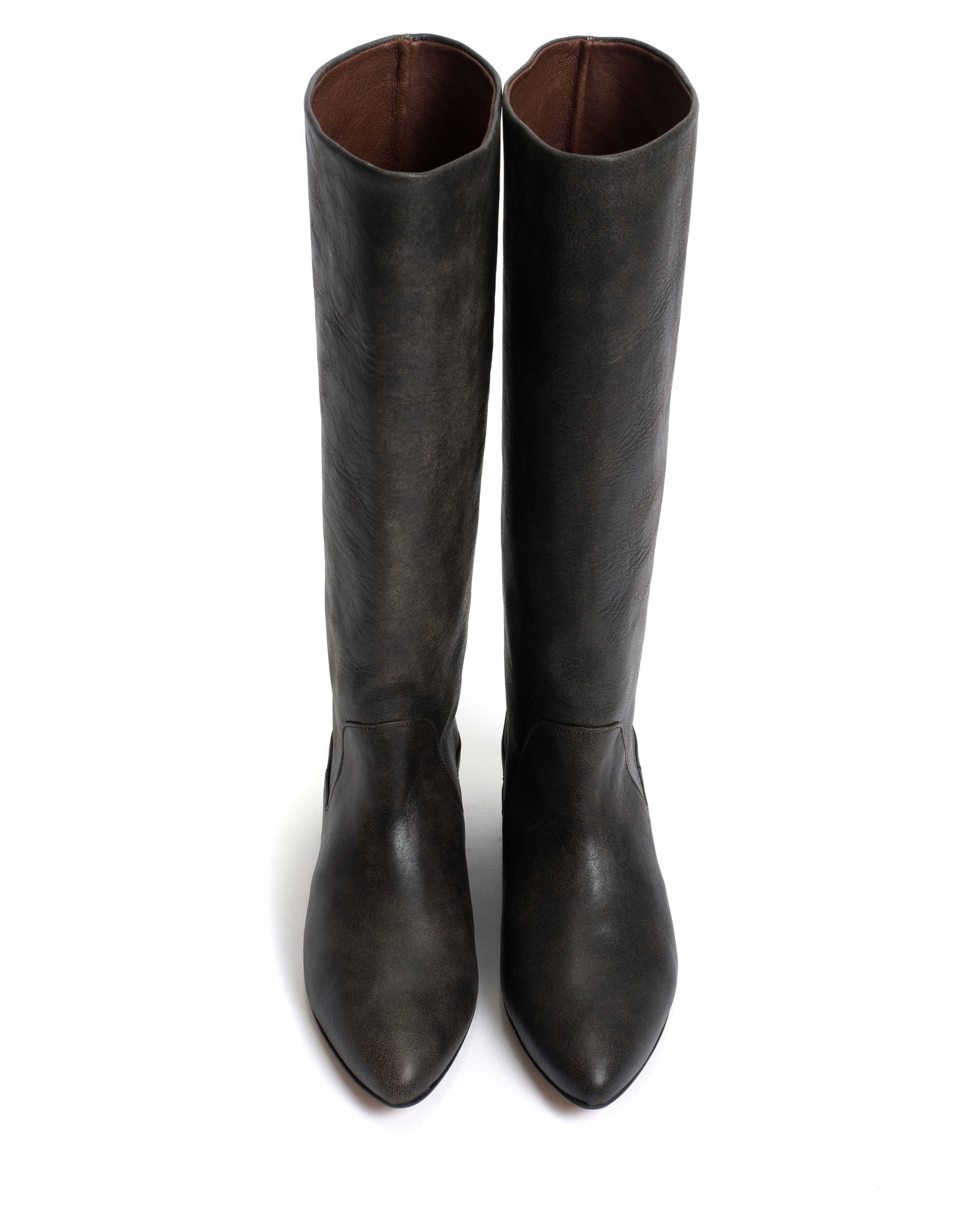 Valle 20 Distressed vegetable tanned calf Off black - Anonymous Copenhagen