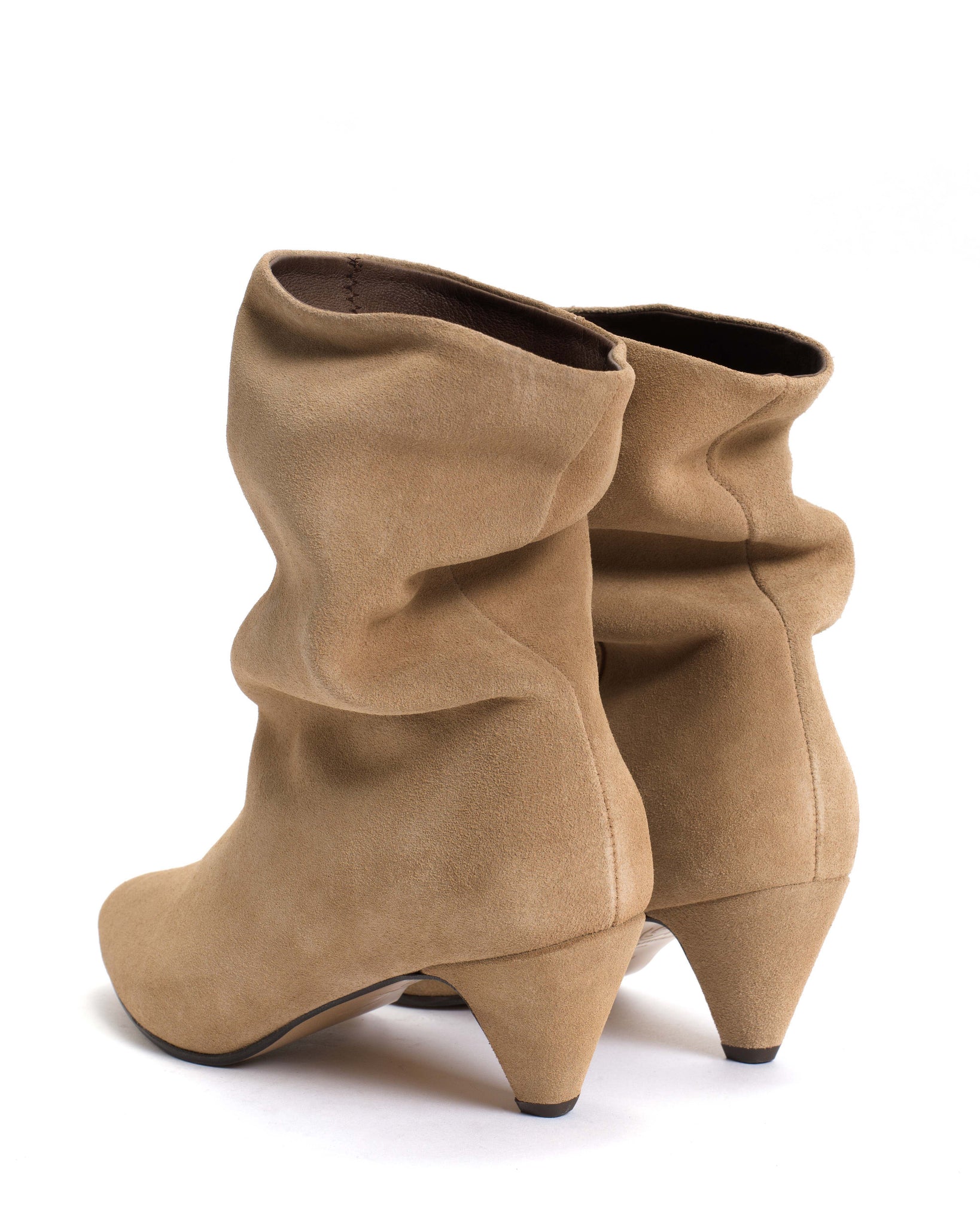 Vully 50 stiletto Calf suede Desert sand - Anonymous Copenhagen