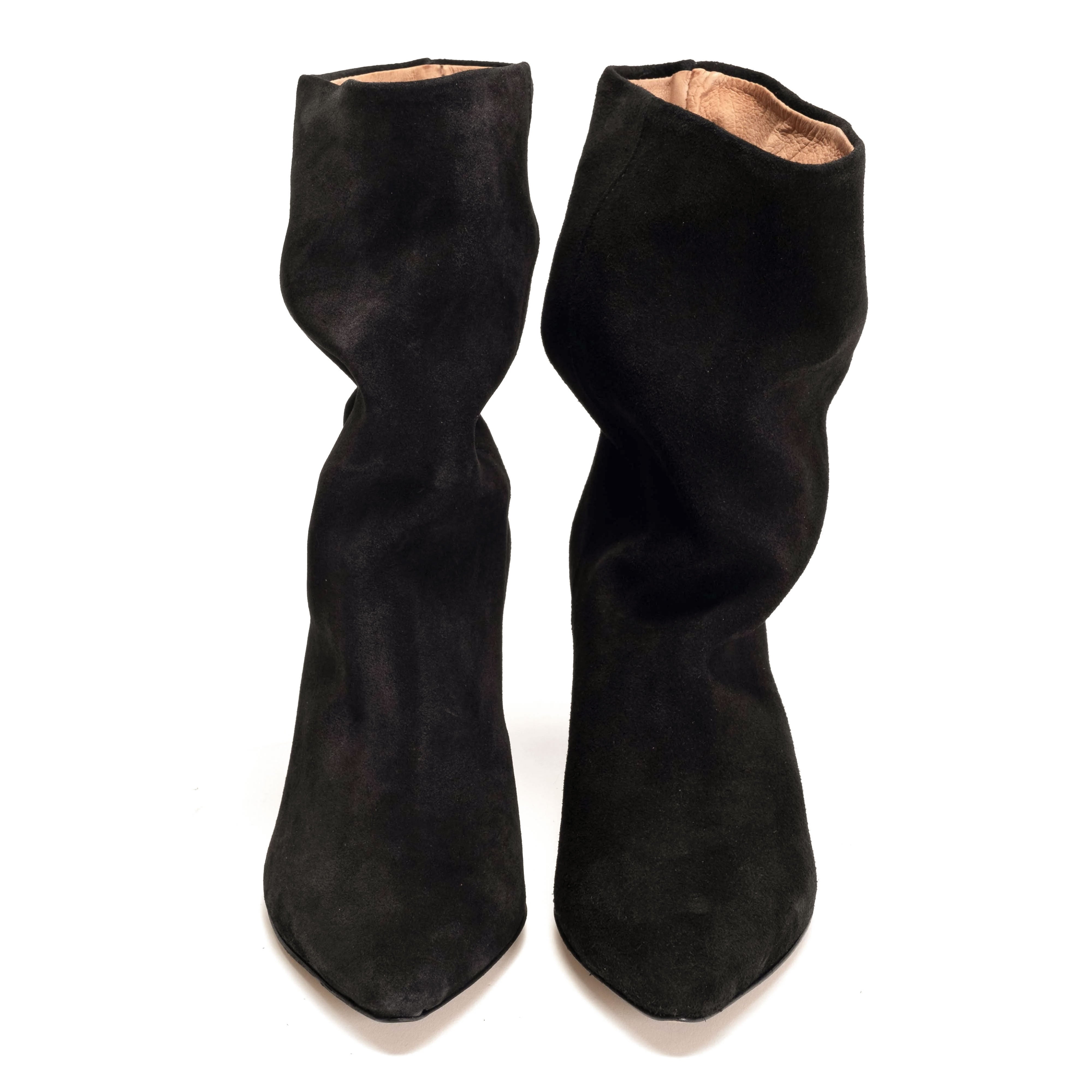 Vully 75 stiletto Calf suede Black