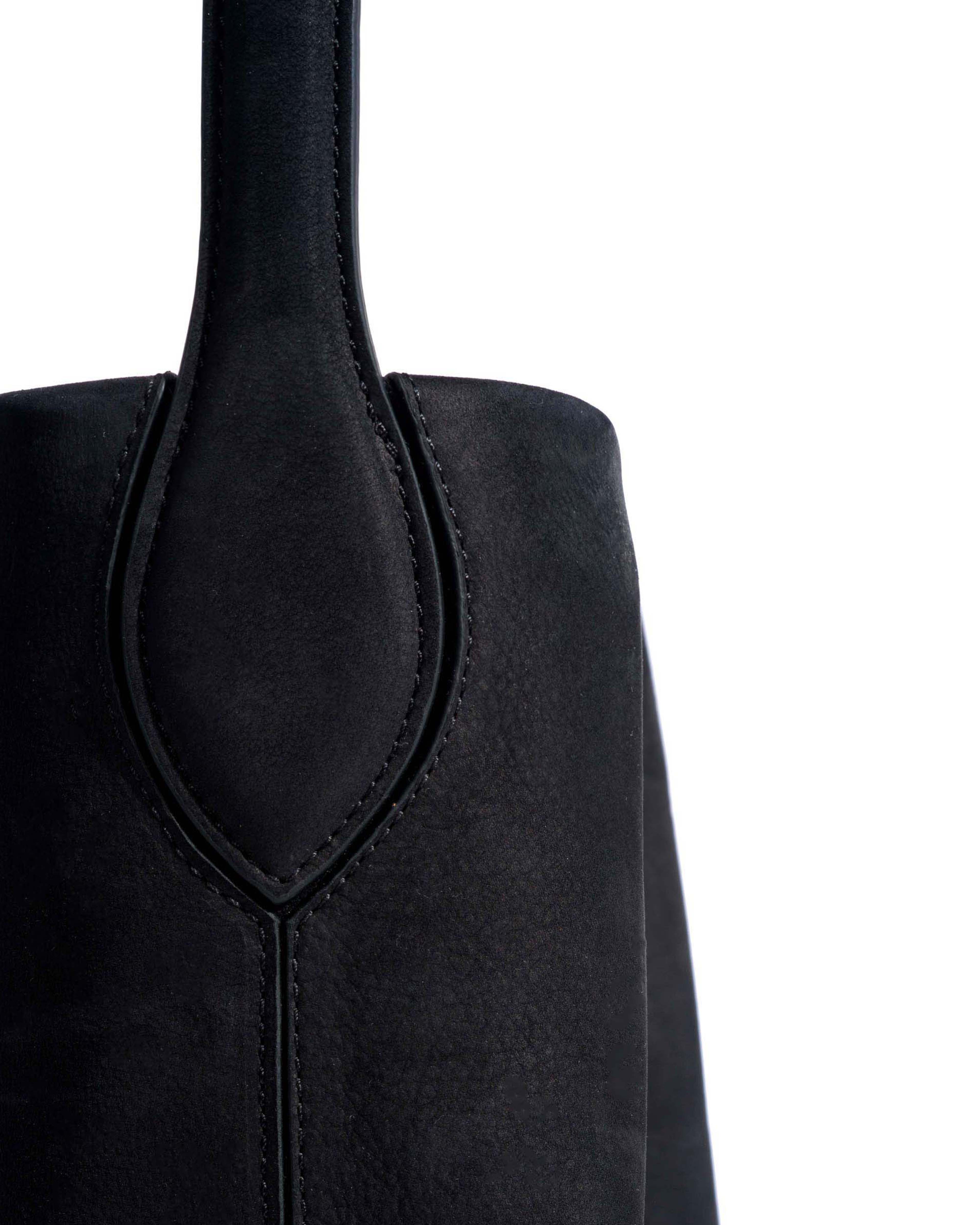 Versa everyday bag Soft nubuck calf Black