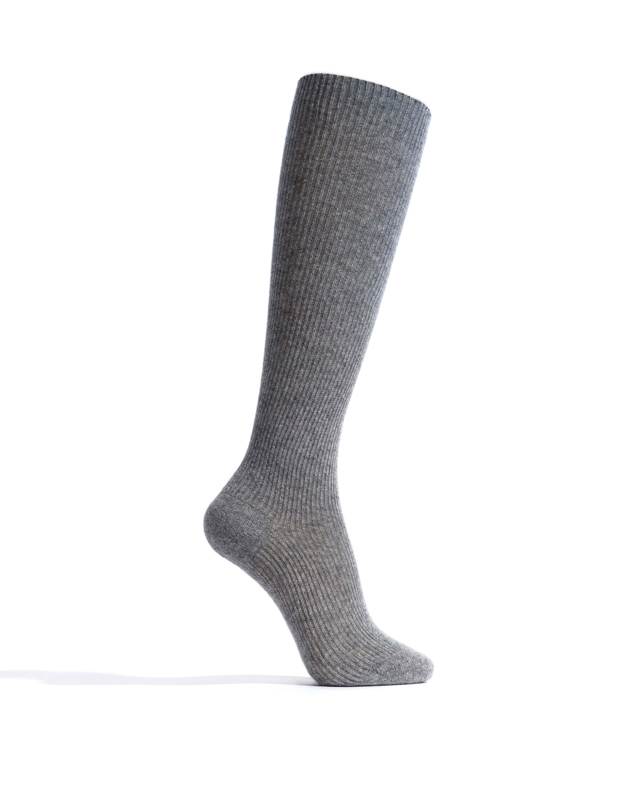 Lanai knee-high cashmere socks 70% wool 30% cashmere Light grey