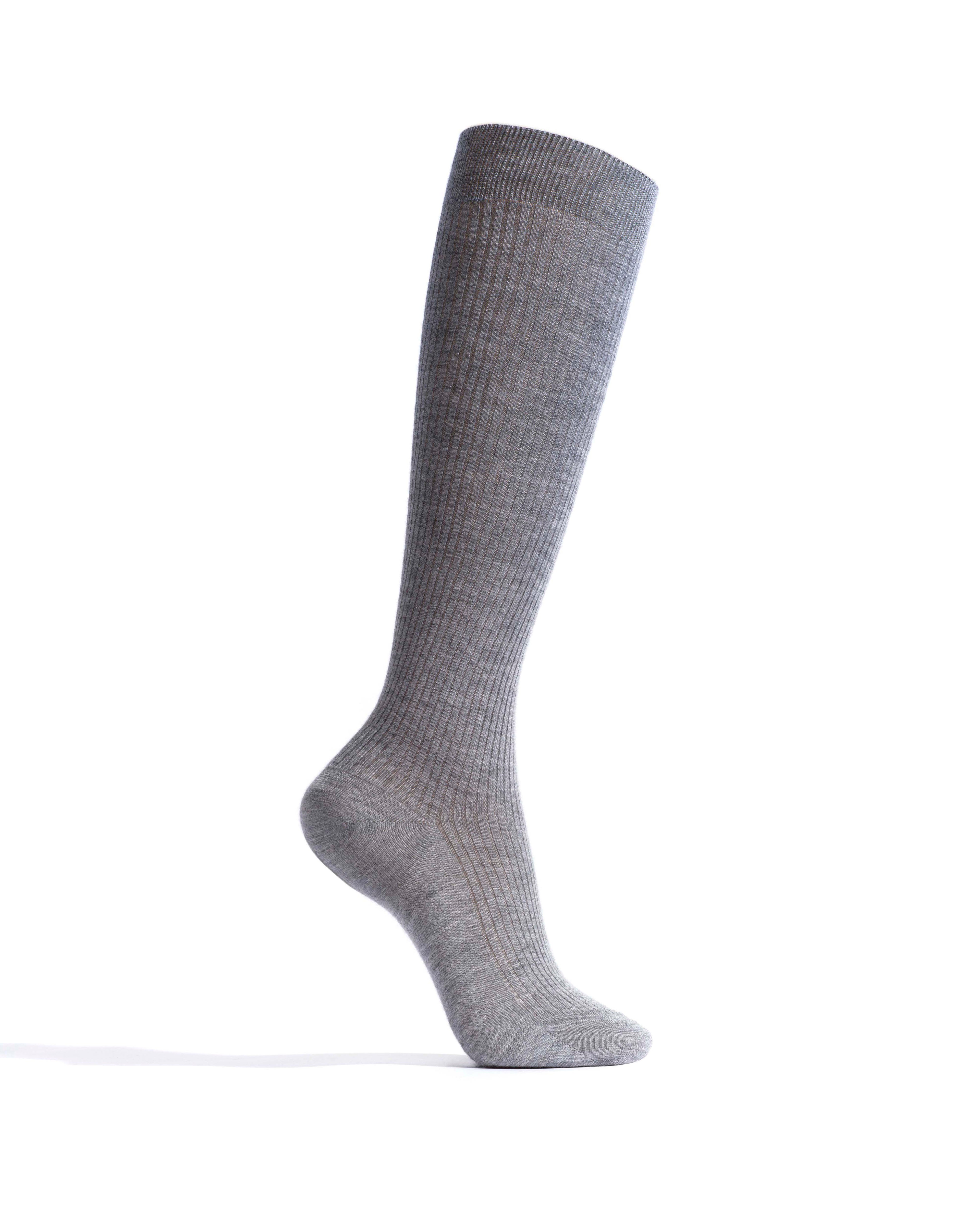 Ines knee-high silk cashmere socks 30% silk 70% cashmere Shark grey