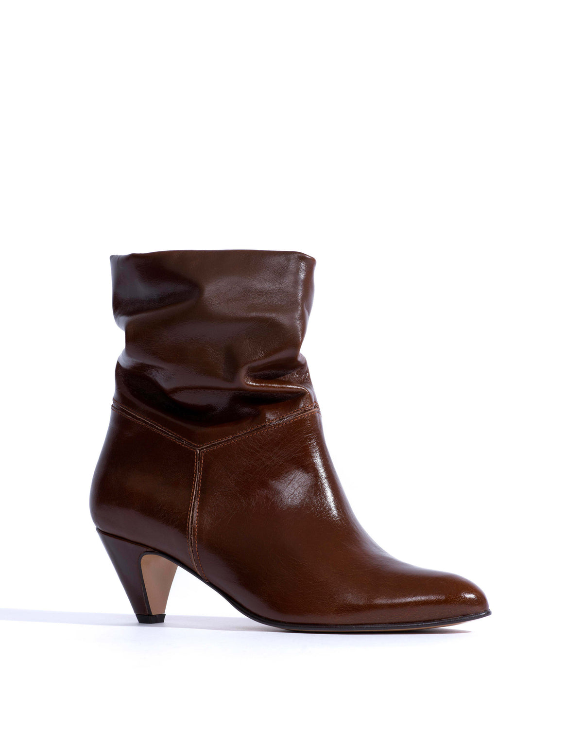 Jassi 50 stiletto Crinkled polished goat Caramel brown