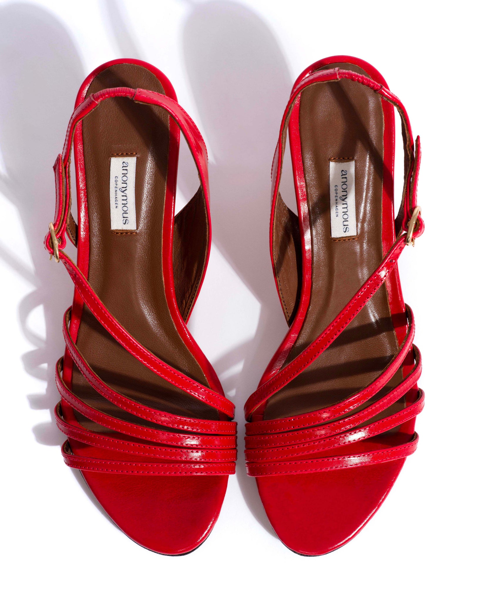 Naia 55 Crinkled polished goat Scarlet