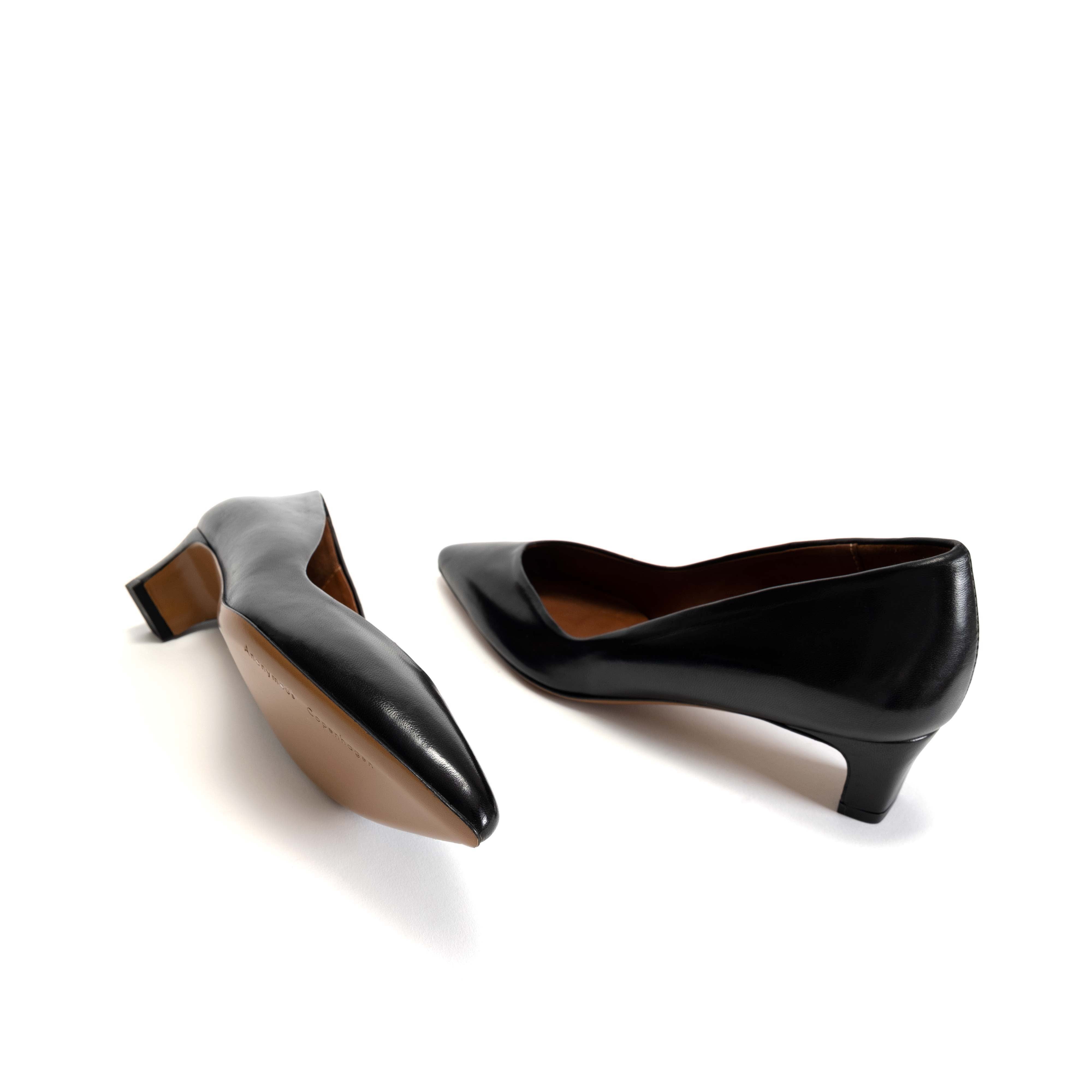 Trini 40 Shiny lamb Black