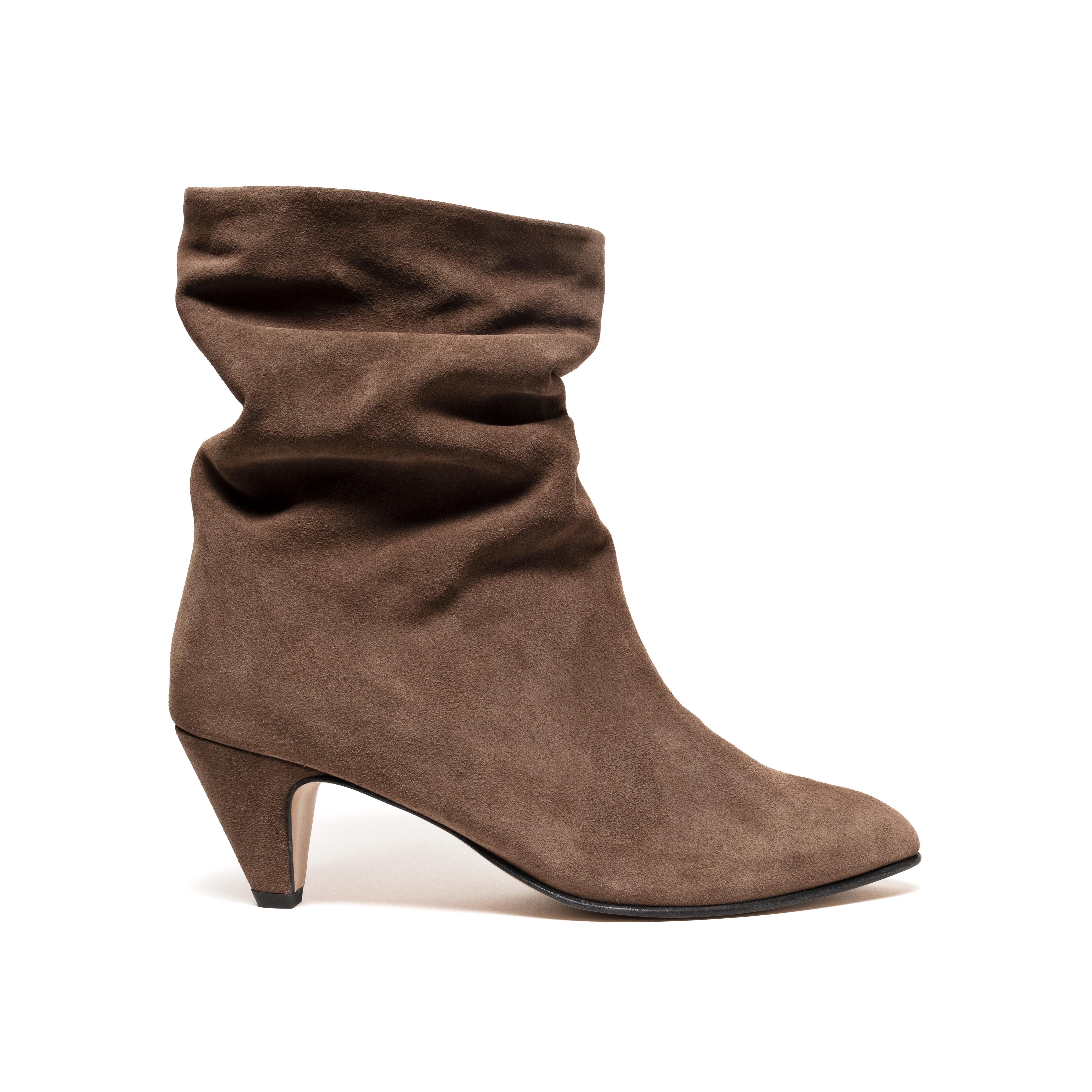 Vully 50 stiletto Calf suede Dark